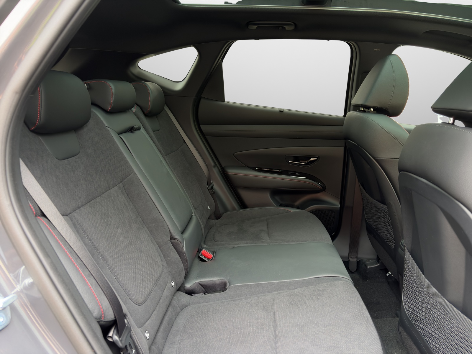 HYUNDAI Tucson 1.6 T-GDi HEV N Line Sunroof 4WD MY27-image-13