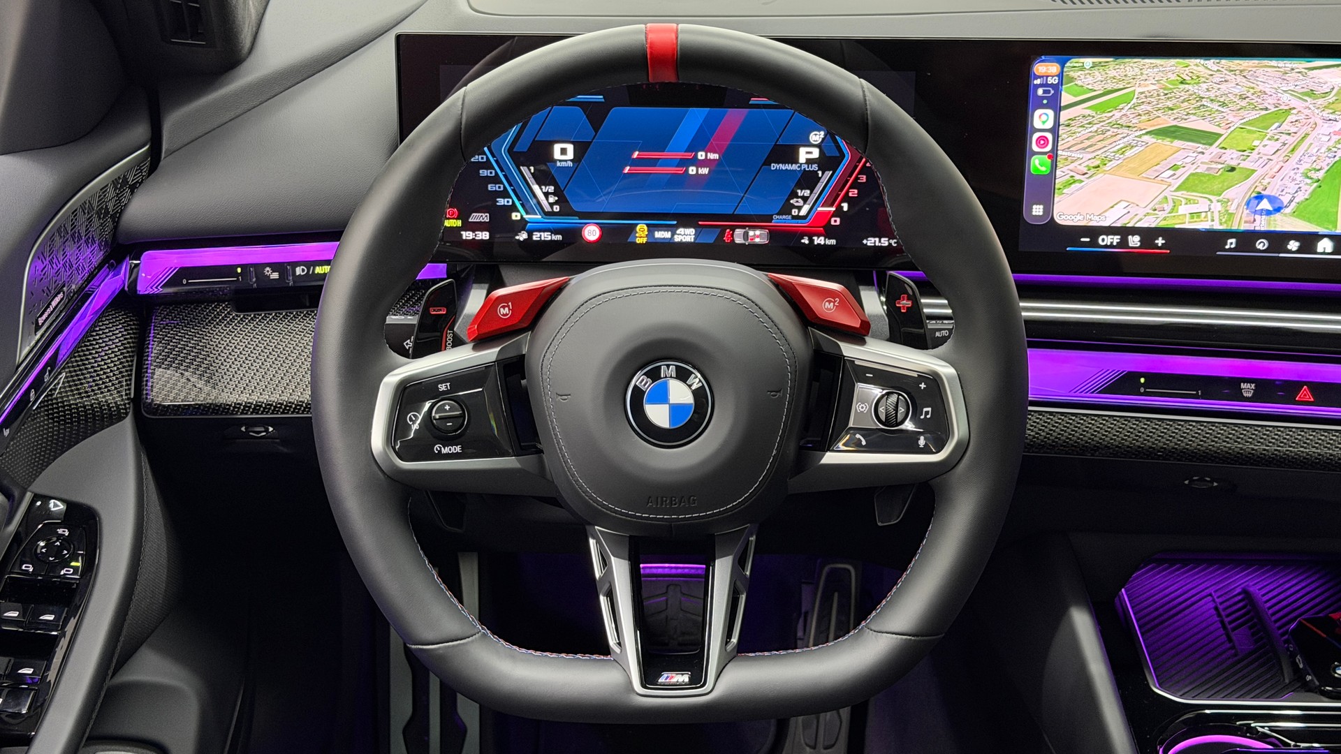 BMW M5 xDrive Touring-image-8