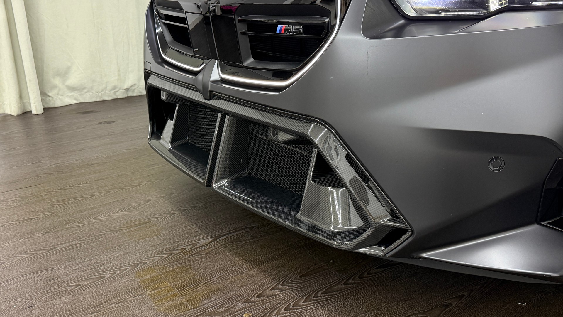 BMW M5 xDrive Touring-image-18