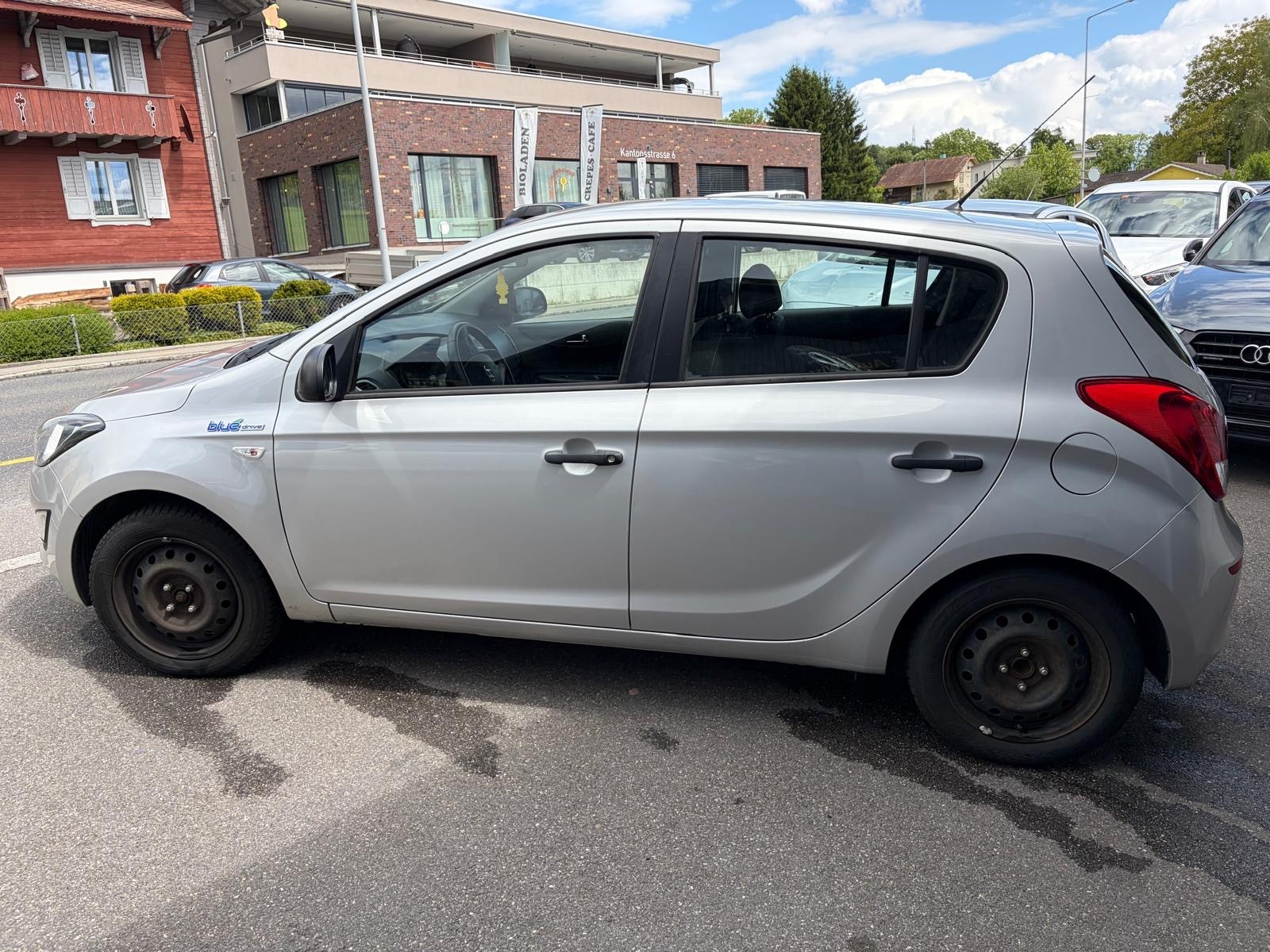 HYUNDAI i20 1.2 Comfort-image-3