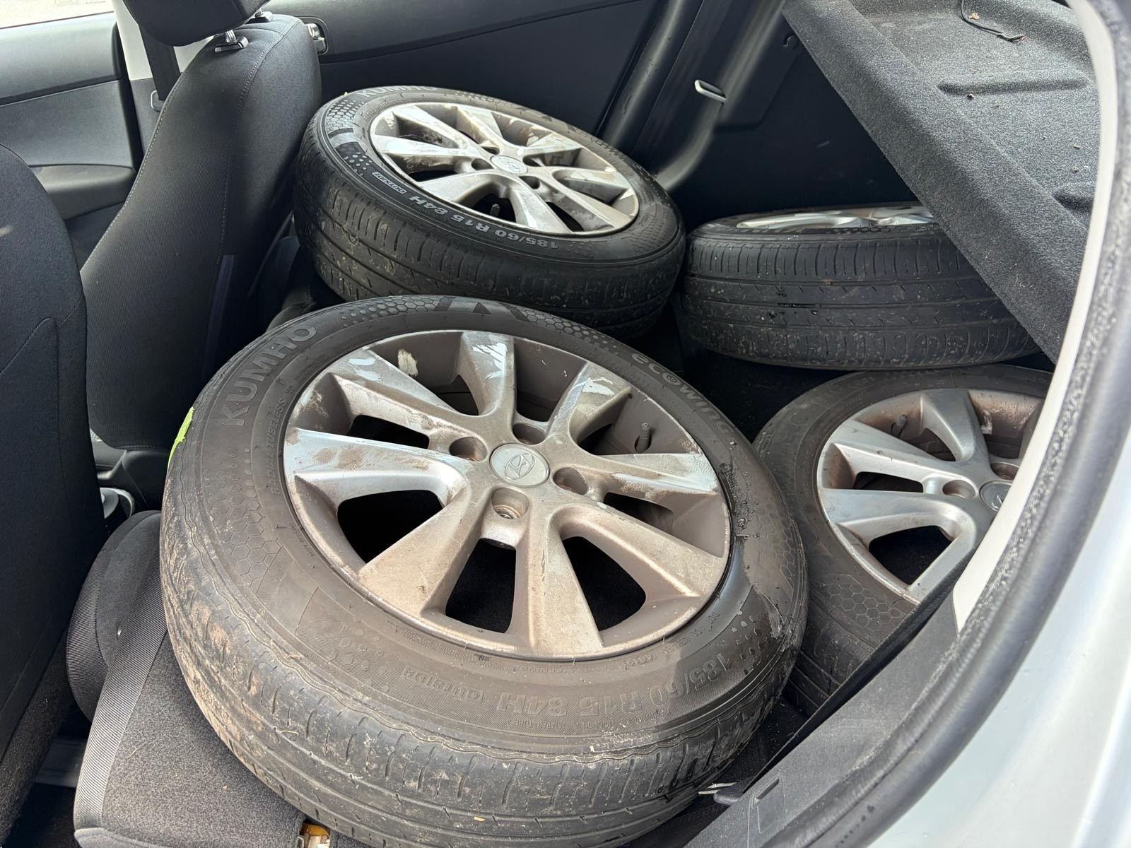 HYUNDAI i20 1.2 Comfort-image-11