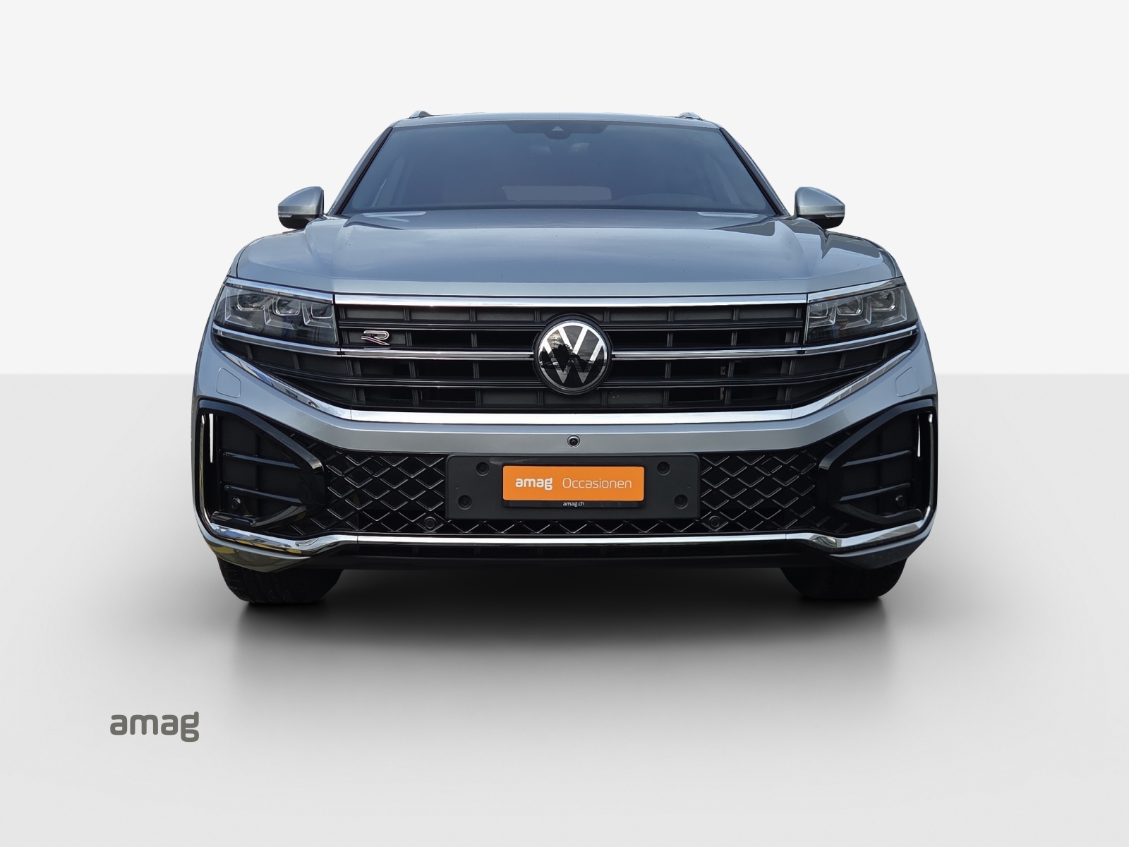 VW Touareg 3.0 TDI R-Line Tiptronic-image-6