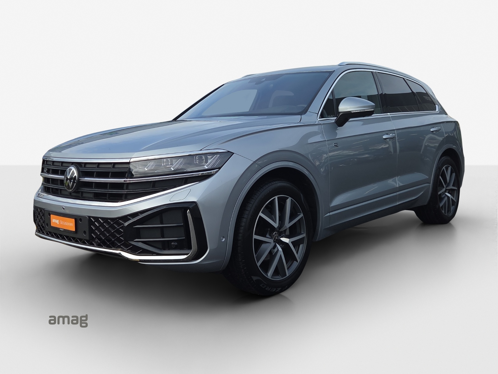 VW Touareg 3.0 TDI R-Line Tiptronic-image-0