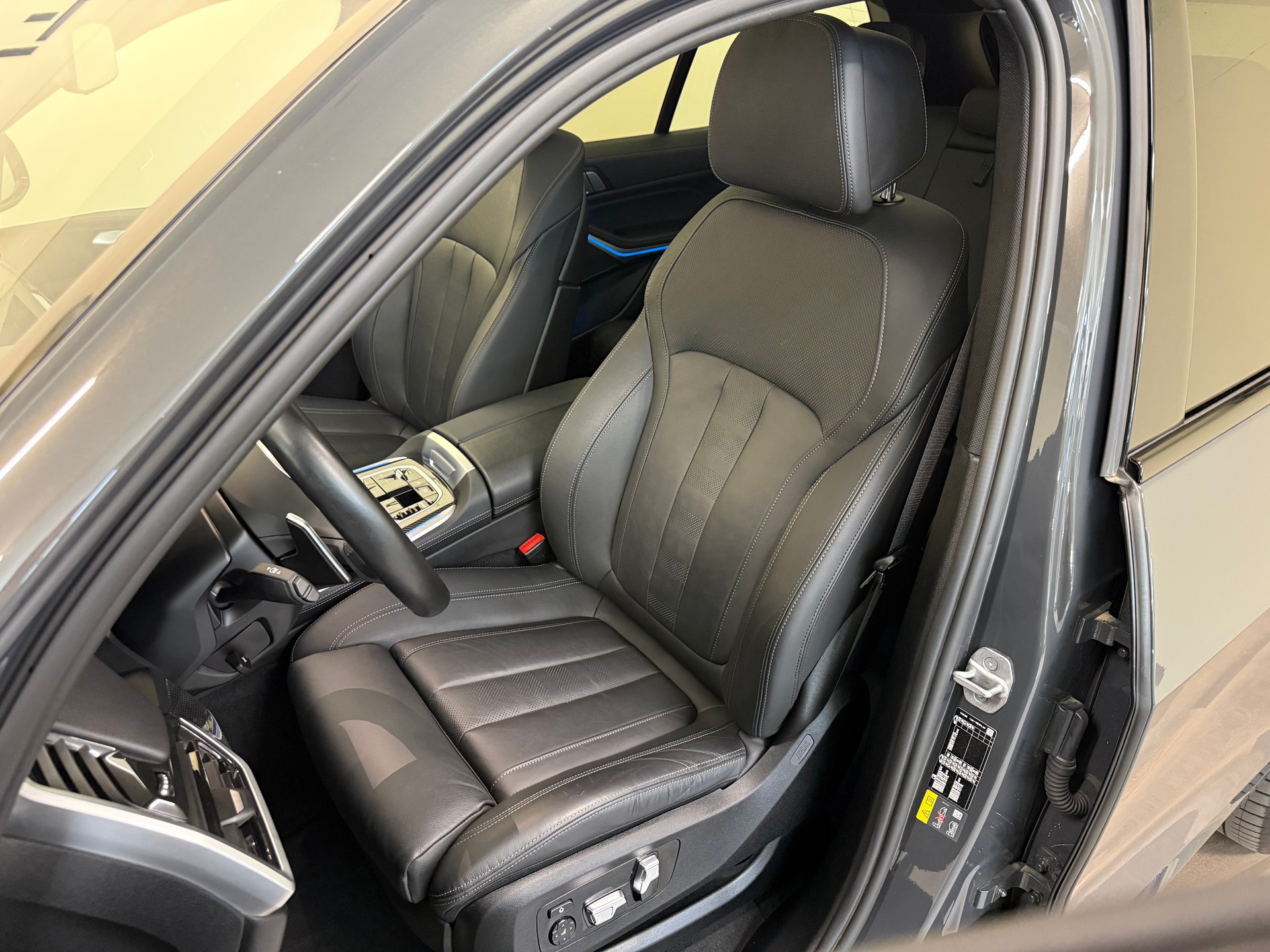 BMW X5 xDrive45e M Sport Steptronic-image-13