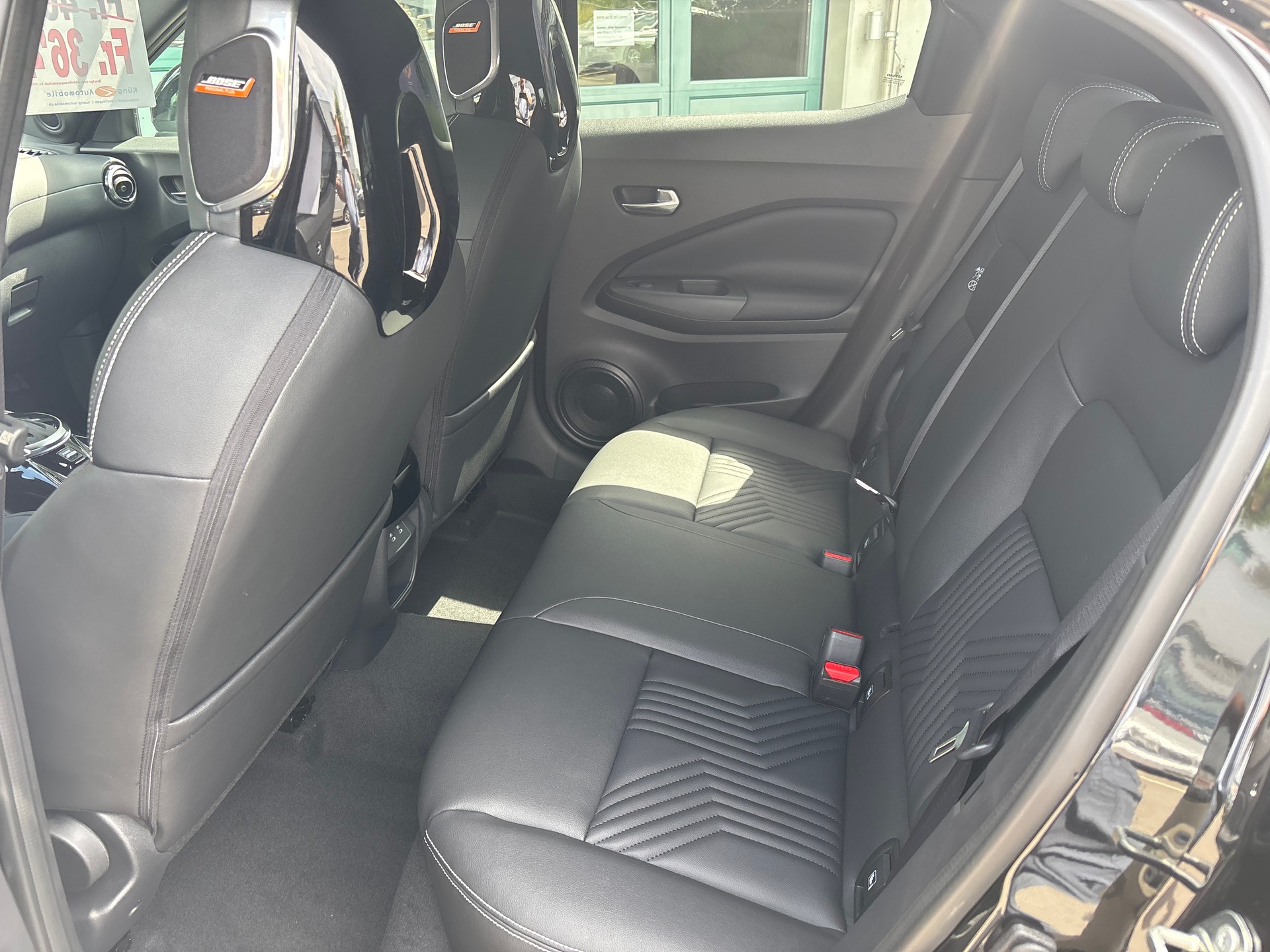 NISSAN Juke 1.6 FHEV Tekna-image-14