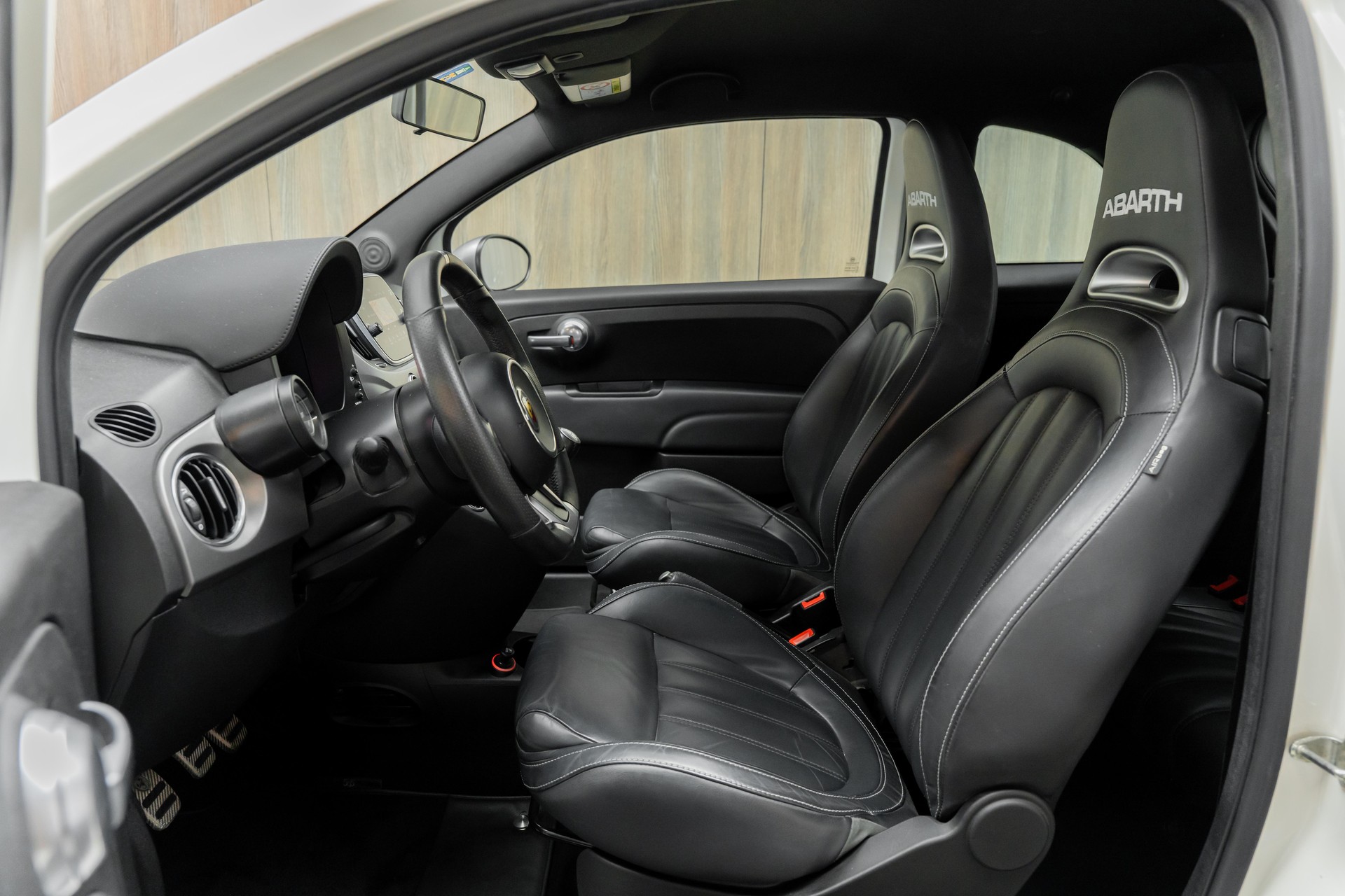 FIAT 595 1.4 16V Turbo Abarth Turismo-showroom-element-3