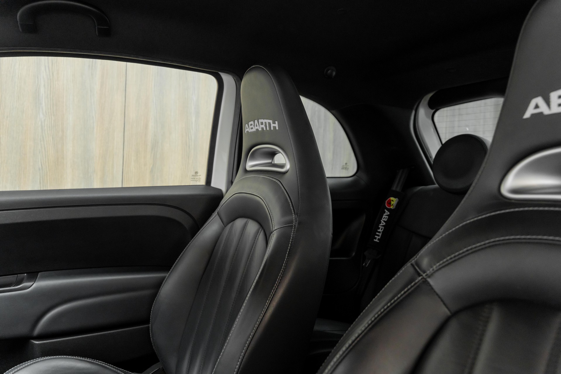 FIAT 595 1.4 16V Turbo Abarth Turismo-image-5