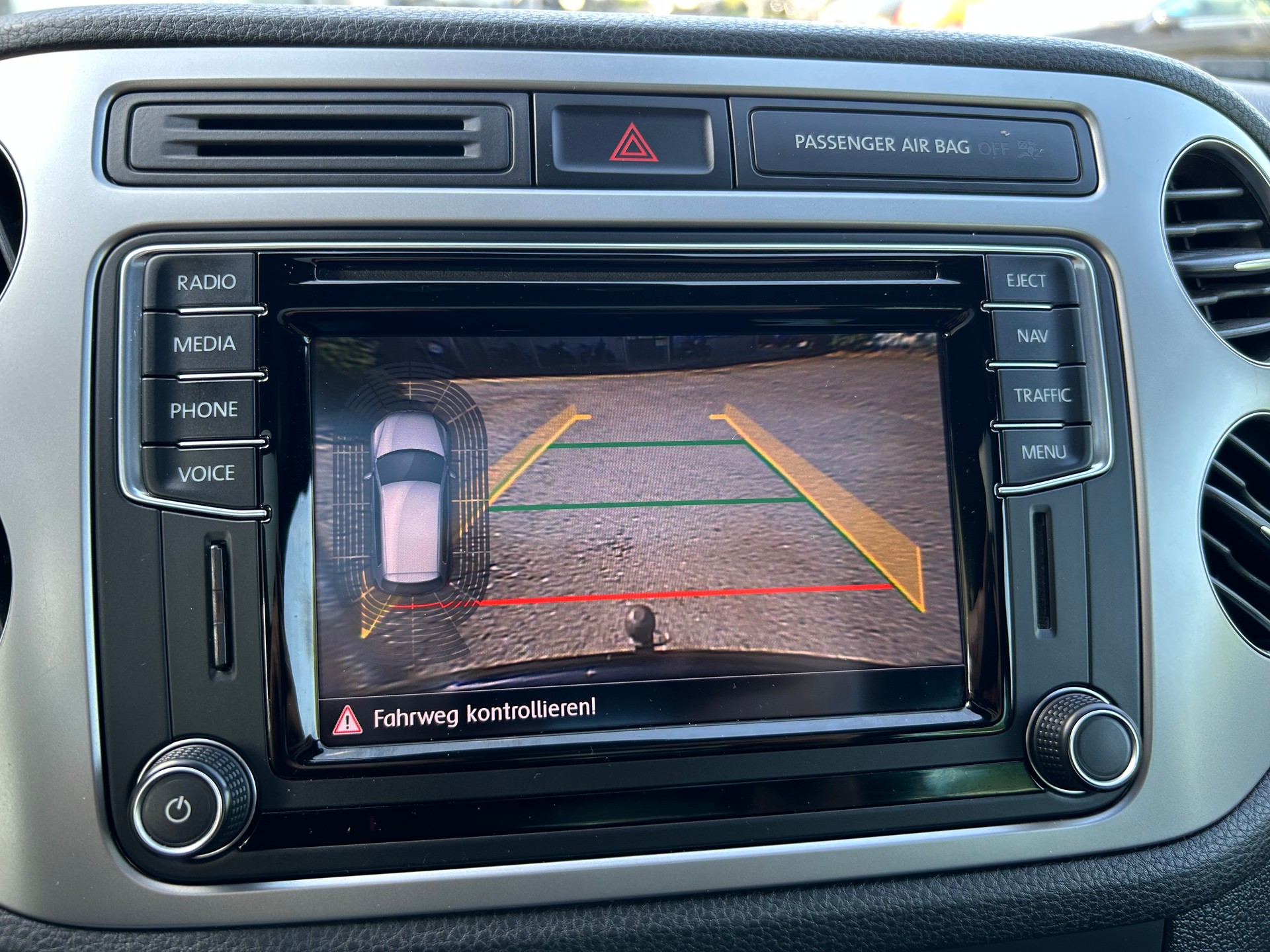 VW Tiguan 2.0 TDI Cityscape 4Motion DSG R-Line Highline CUP-image-13