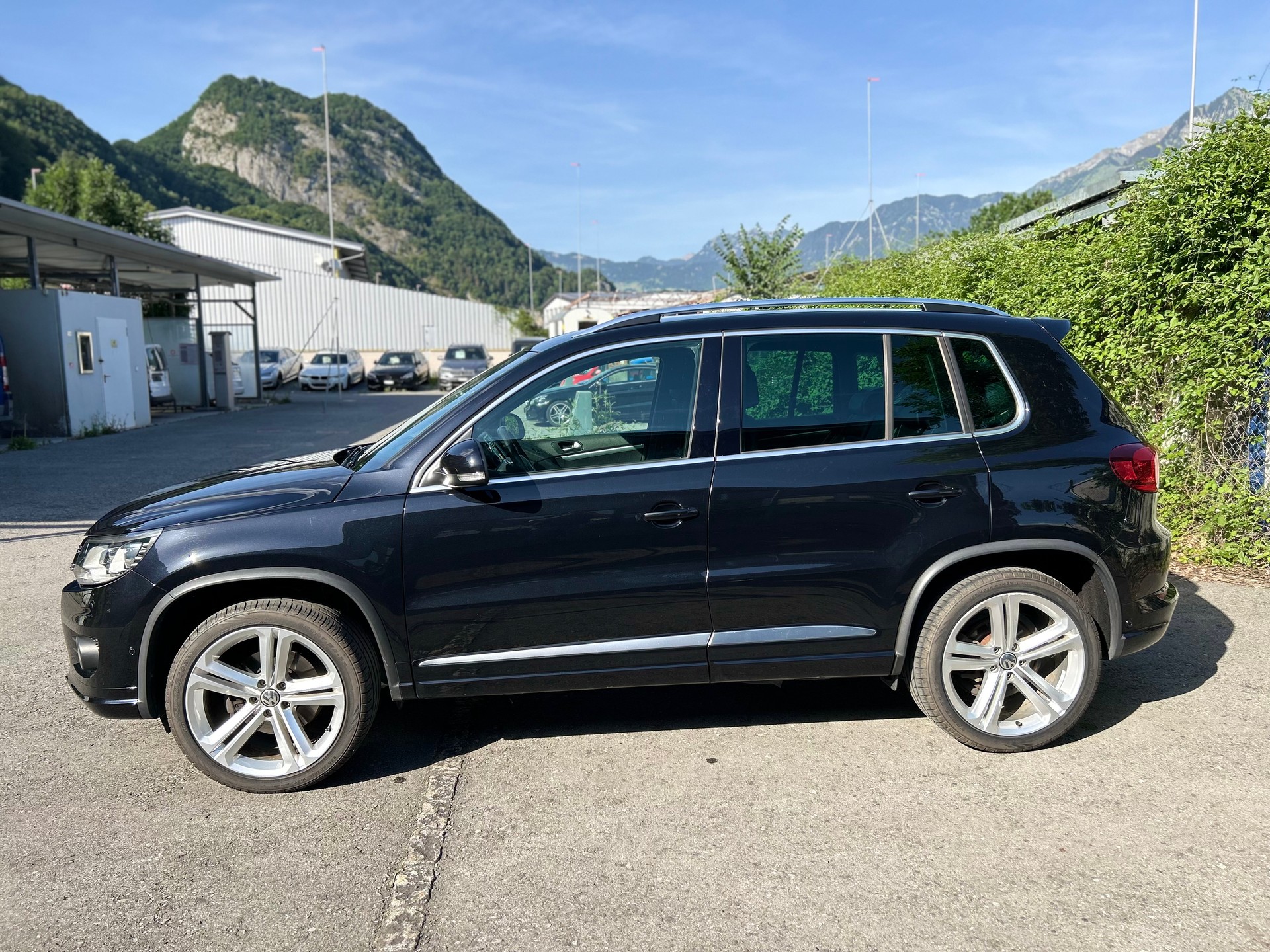 VW Tiguan 2.0 TDI Cityscape 4Motion DSG R-Line Highline CUP-image-7