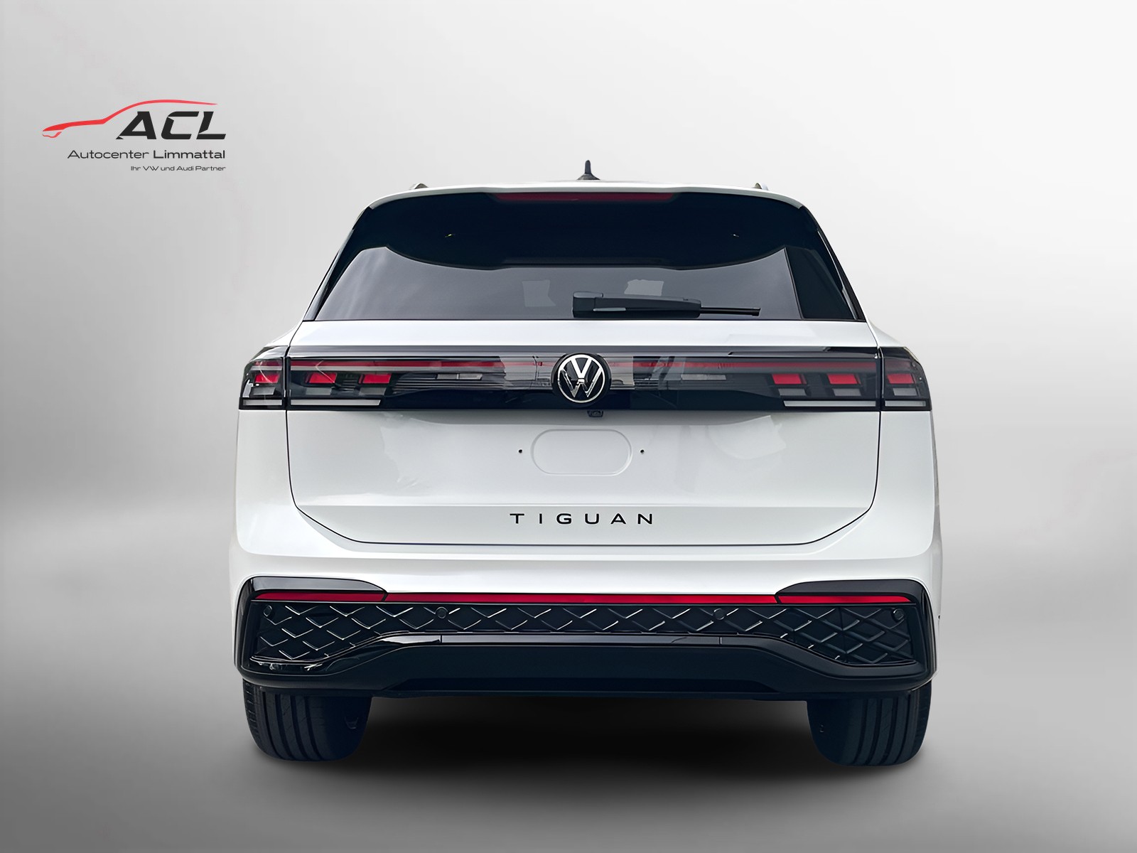 VW Tiguan R-Line 2.0TSI 204PS 4Motion DSG-image-8