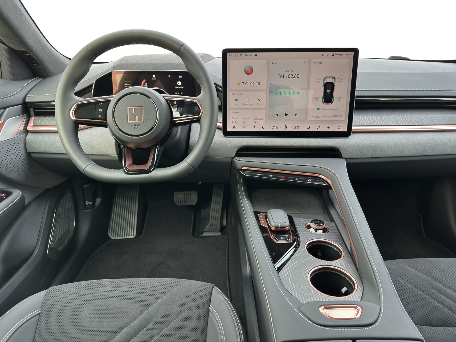 ZEEKR 001 Performance AWD-image-5