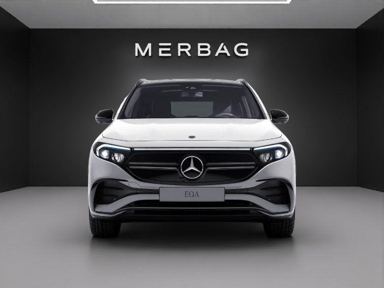 MERCEDES-BENZ EQA 300 AMG Line 4Matic-image-8
