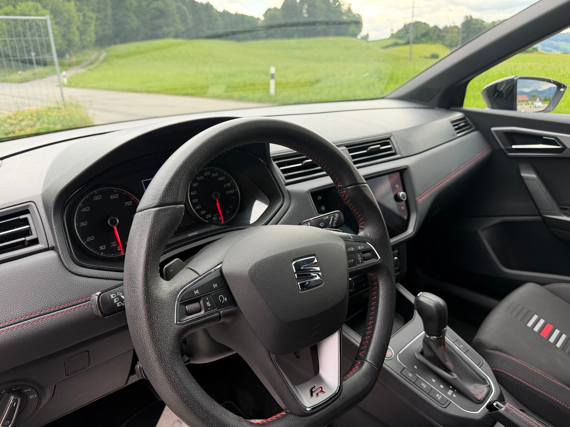 SEAT Ibiza 1.0 EcoTSI FR DSG-image-9