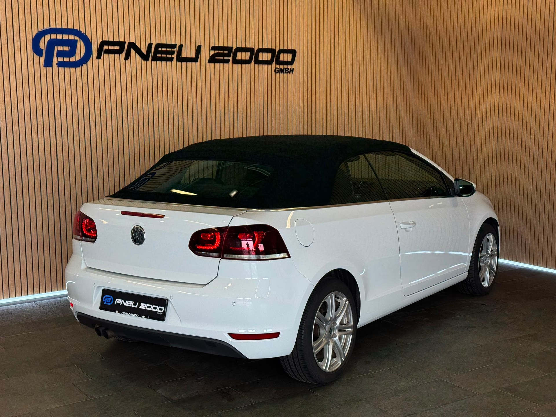 VW Golf Cabrio 1.4 TSI-image-4