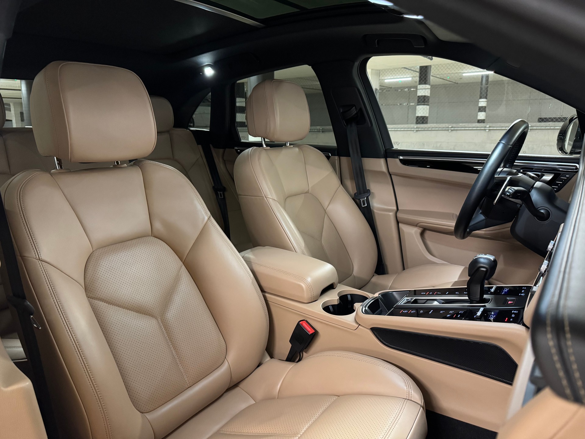 PORSCHE Macan S PDK-image-12