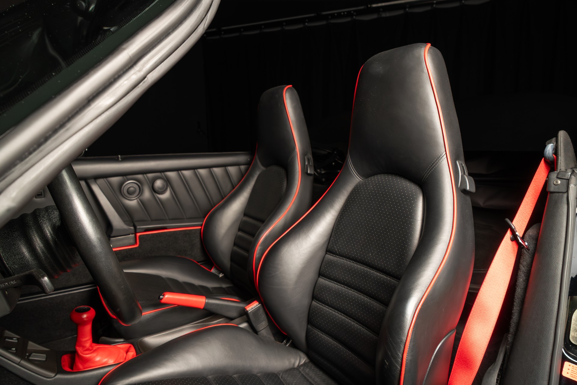 PORSCHE 911 Carrera 2 Speedster-image-15