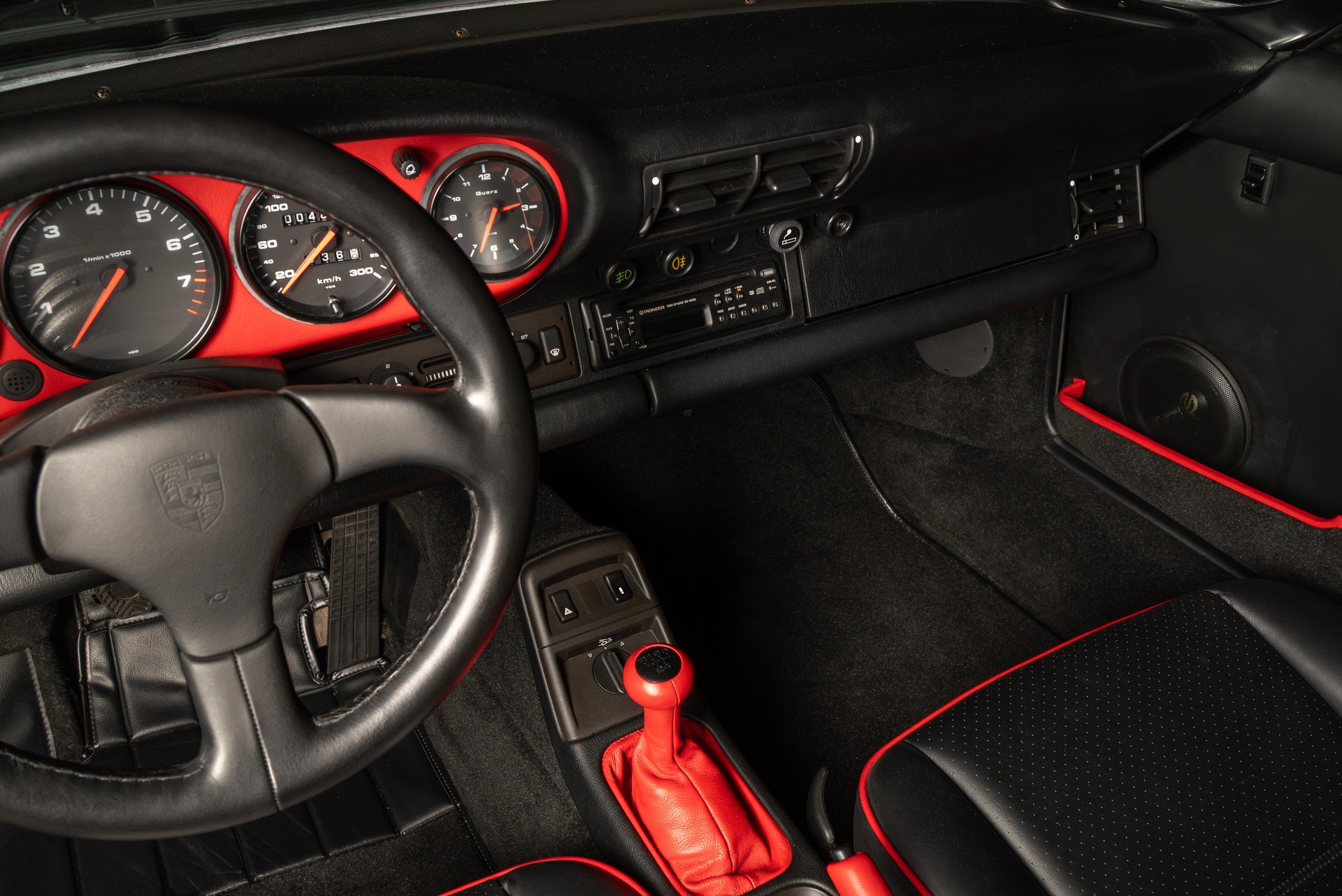PORSCHE 911 Carrera 2 Speedster-image-12