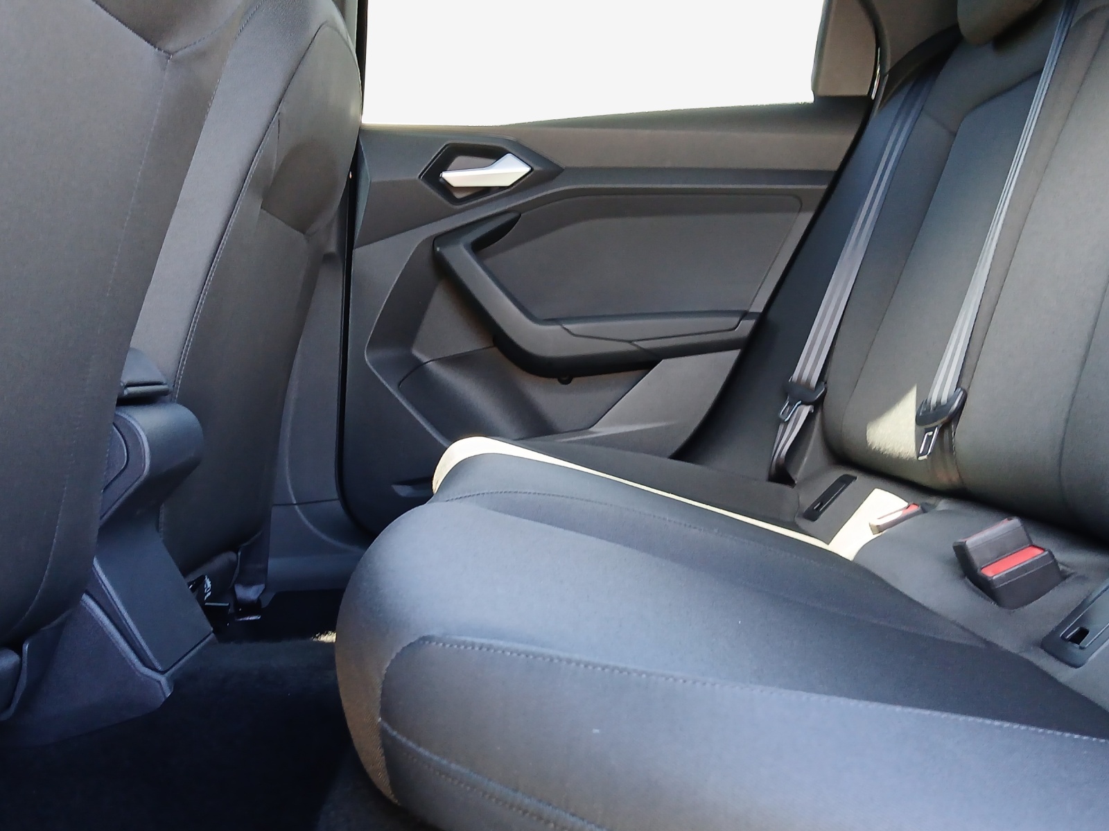 AUDI A1 allstreet 30 TFSI Attraction S-tronic-image-11