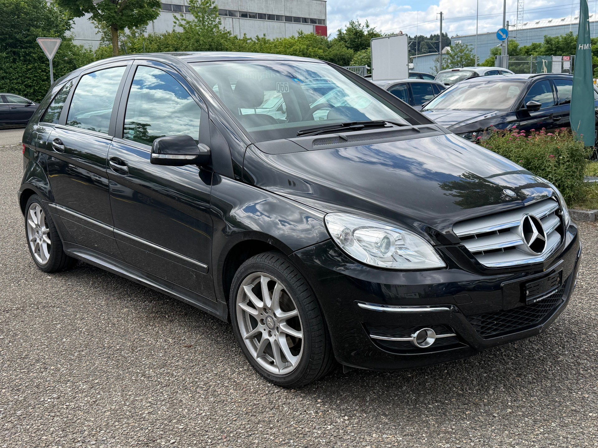 MERCEDES-BENZ B 180 (170) Autotronic-image-2