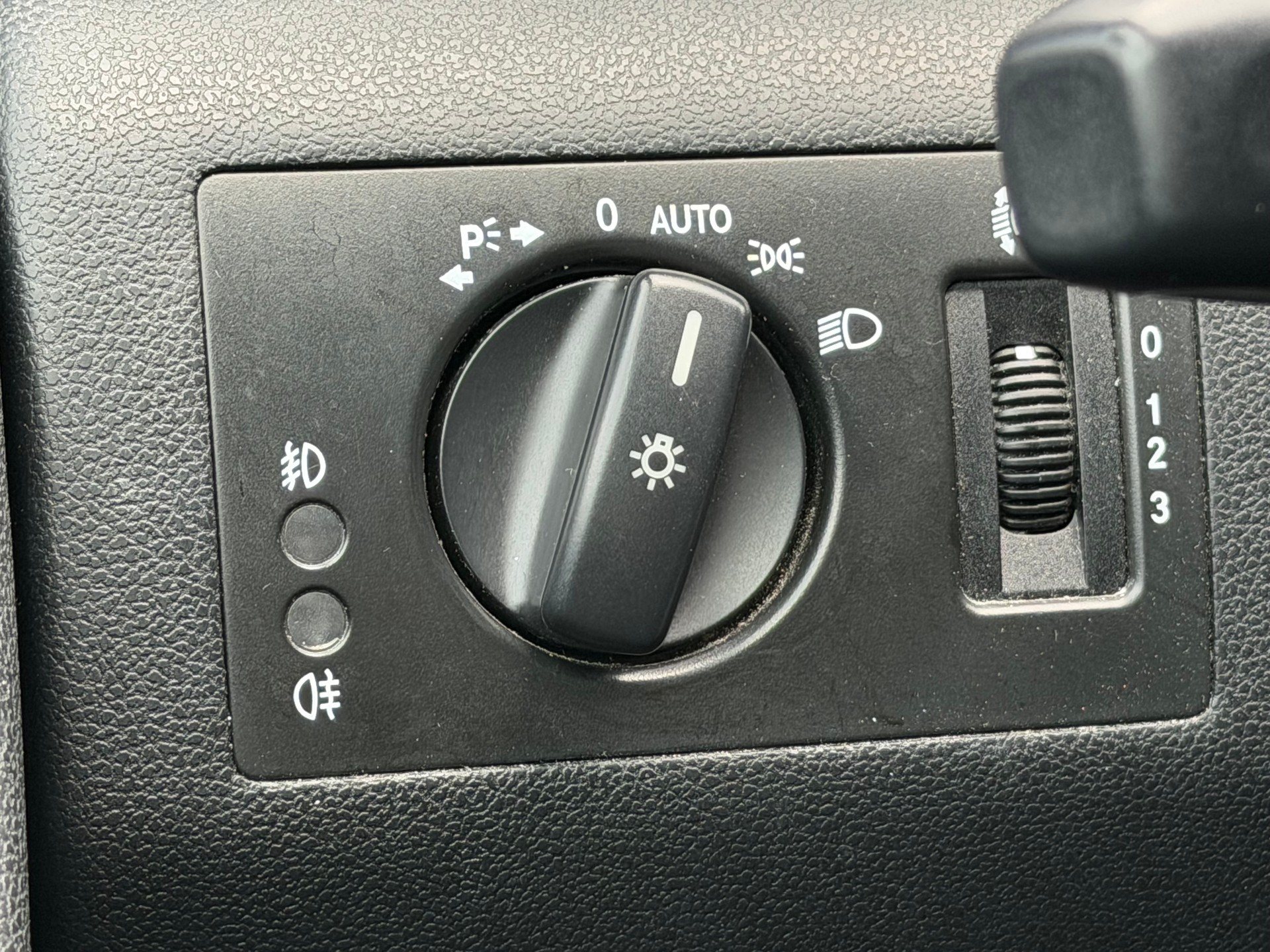 MERCEDES-BENZ B 180 (170) Autotronic-image-13