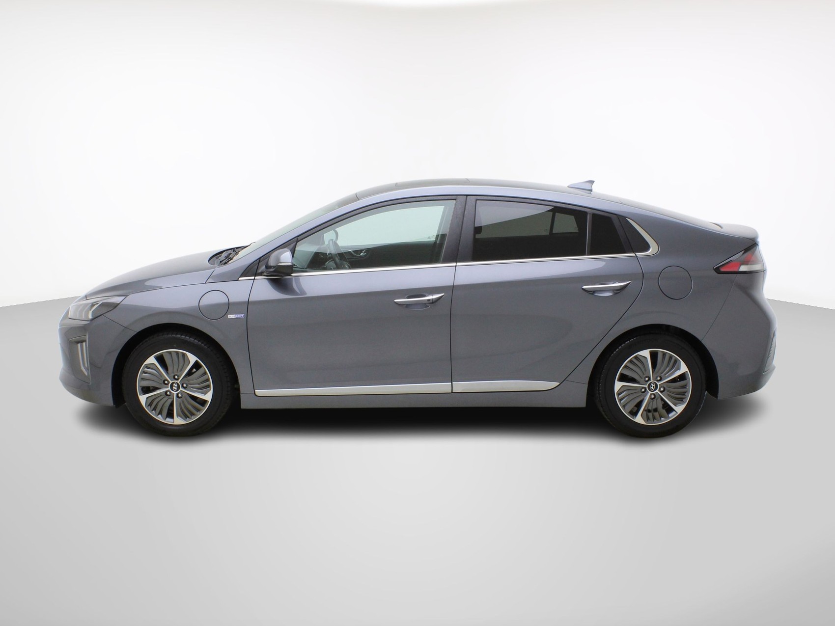 HYUNDAI Ioniq 1.6 GDi Plug-in Hybrid Launch Plus-image-1