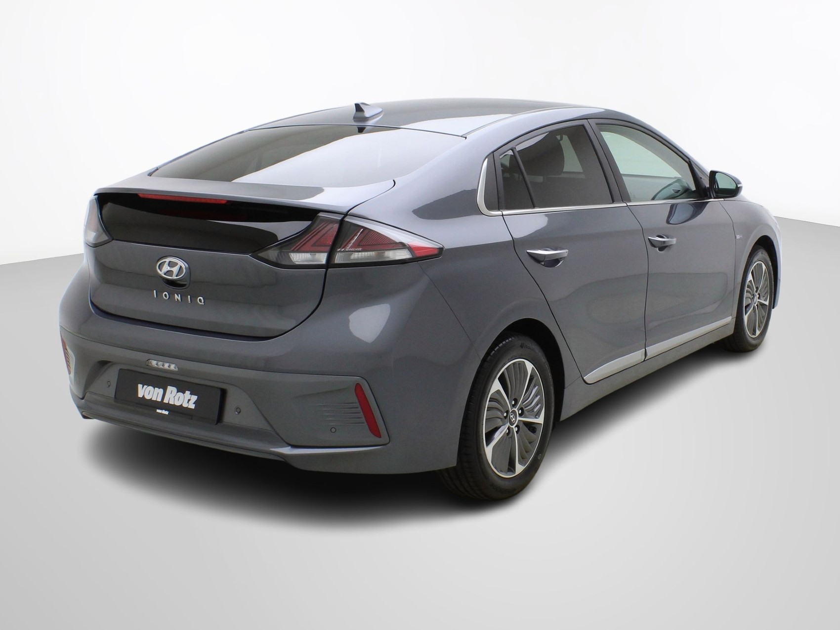 HYUNDAI Ioniq 1.6 GDi Plug-in Hybrid Launch Plus-image-3