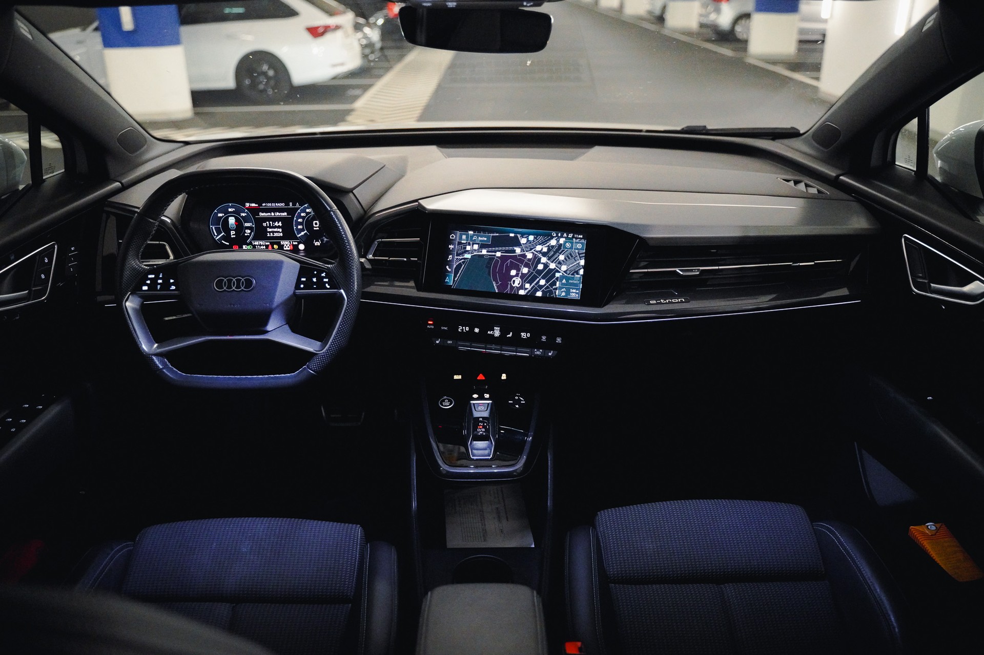 AUDI 35-image-10
