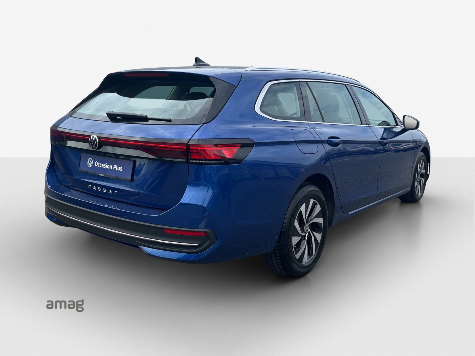 VW Passat Variant 2.0 TDI evo Business DSG-image-4
