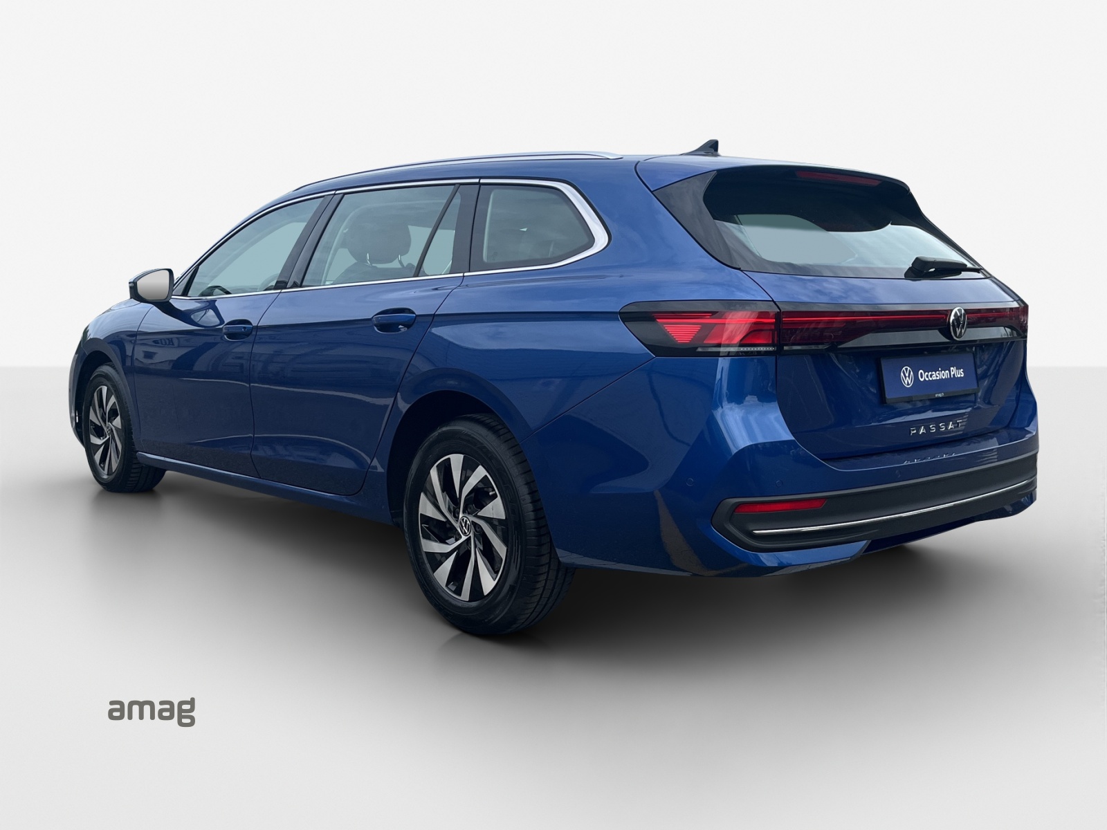 VW Passat Variant 2.0 TDI evo Business DSG-image-2