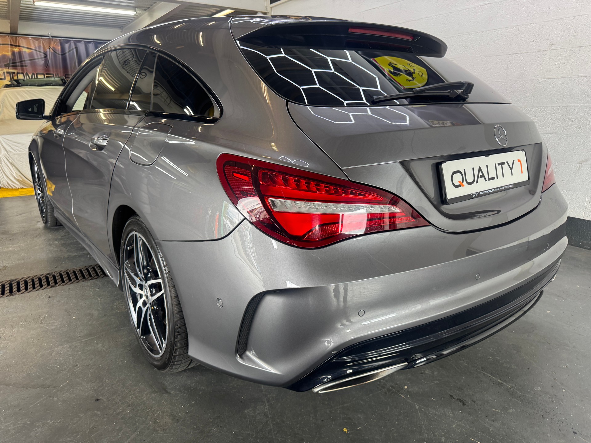 MERCEDES-BENZ CLA Shooting Brake 250 AMG Line 4Matic 7G-DCT-image-1