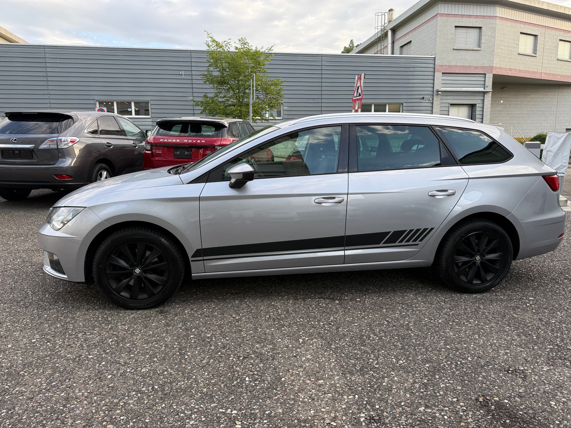 SEAT Leon ST 1.6 TDI CR Style DSG-image-1