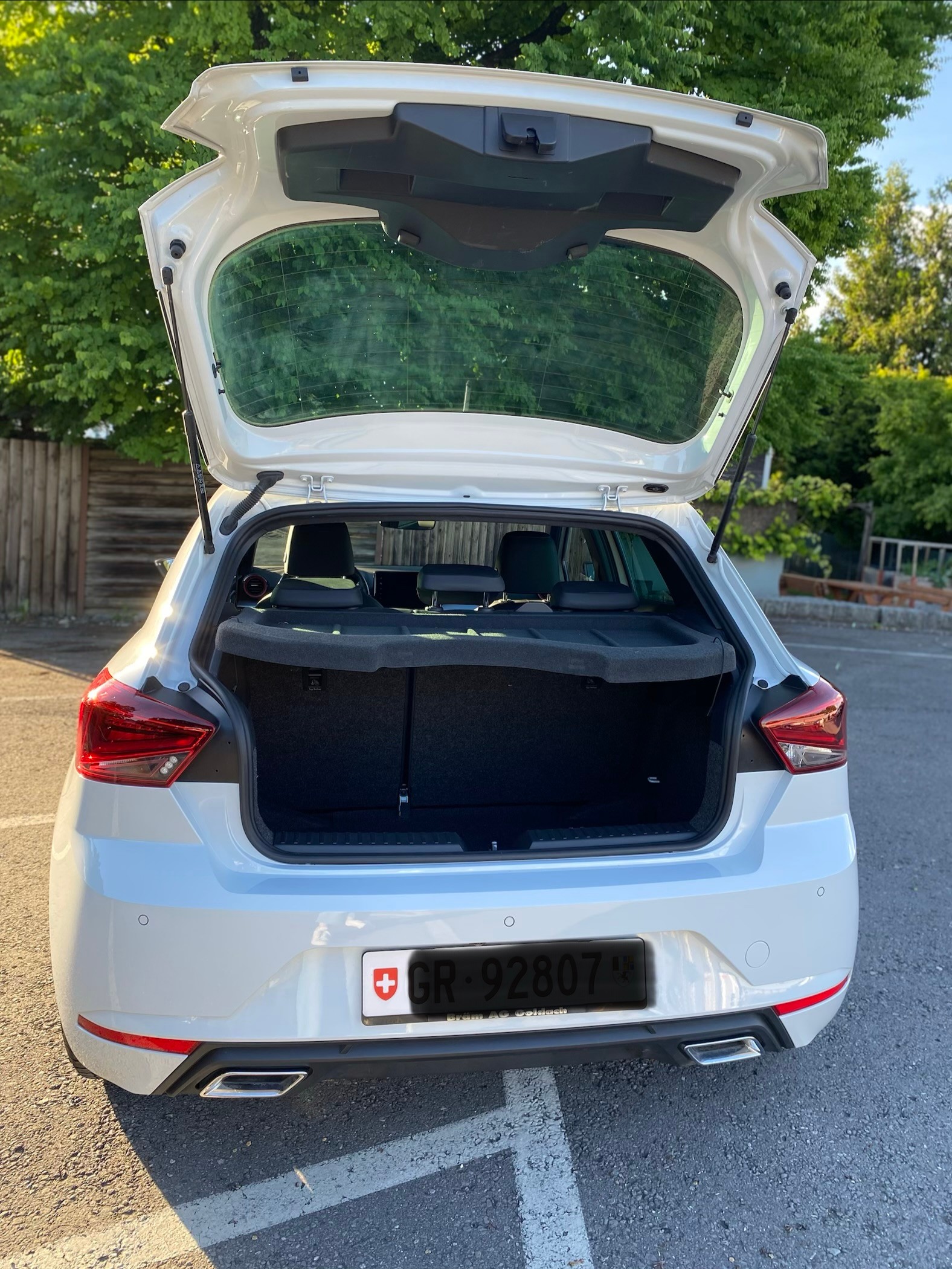 SEAT 1.0 TSI 110 Hola FR DSG-image-4