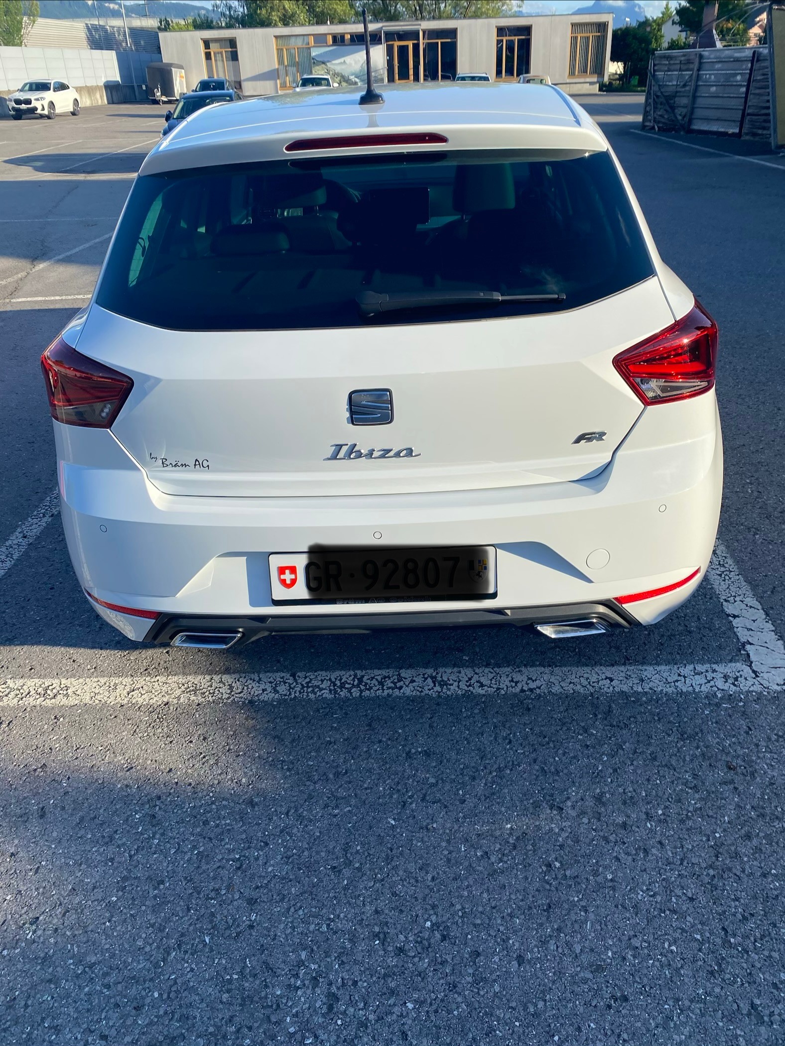 SEAT 1.0 TSI 110 Hola FR DSG-image-3