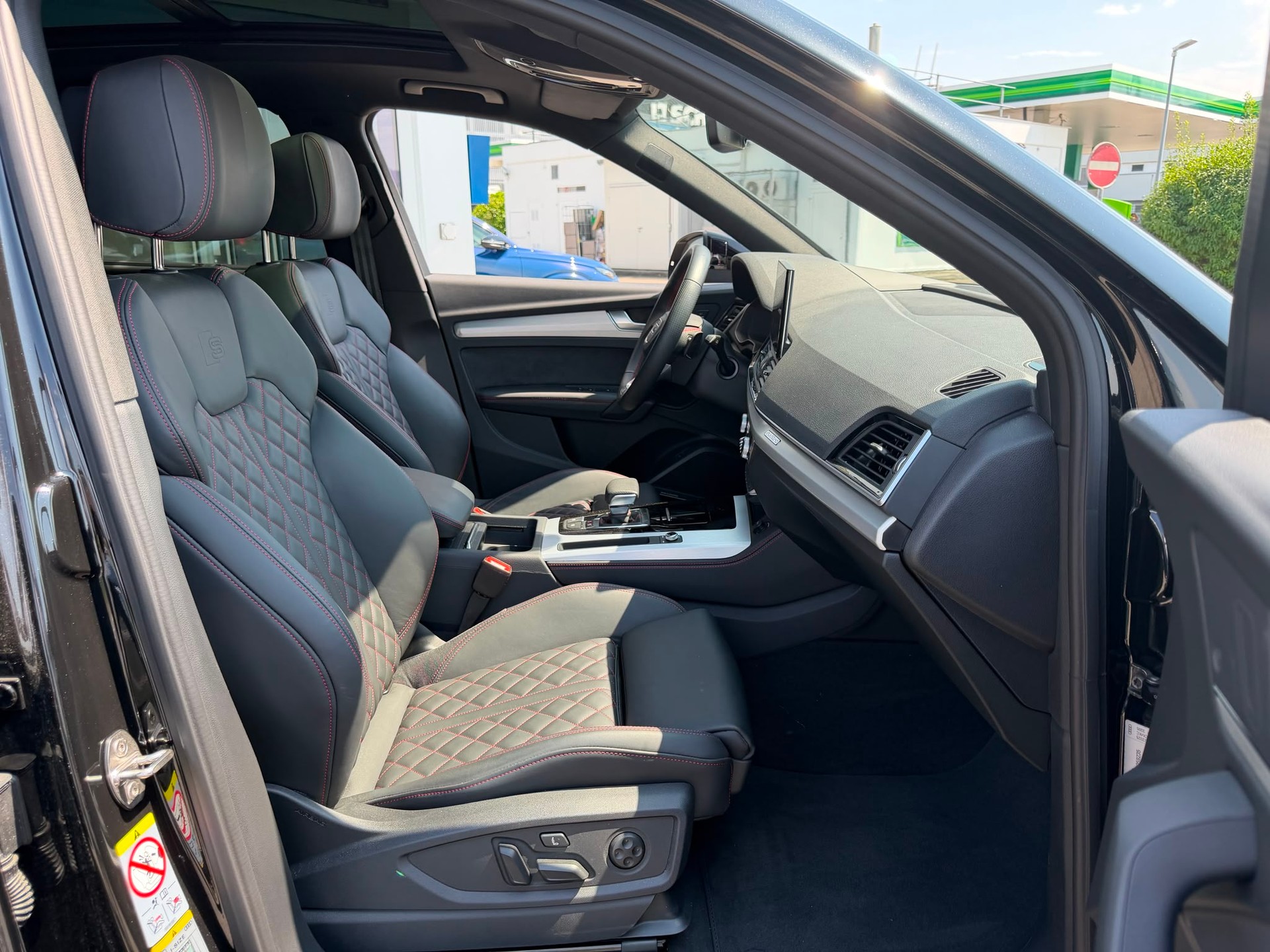 AUDI SQ5 Sportback TDI quattro tiptronic-image-12