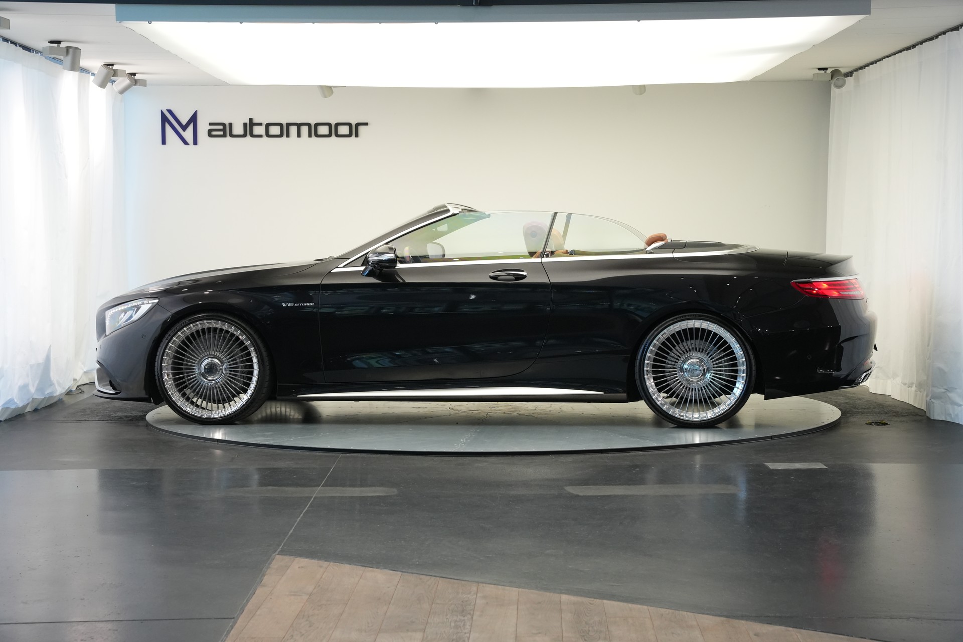 MERCEDES-BENZ S 63 AMG Cabriolet 4Matic Speedshift MCT *CH-Fahrzeug* *Designo Mokkaschwarz* *Swarowski*-image-7