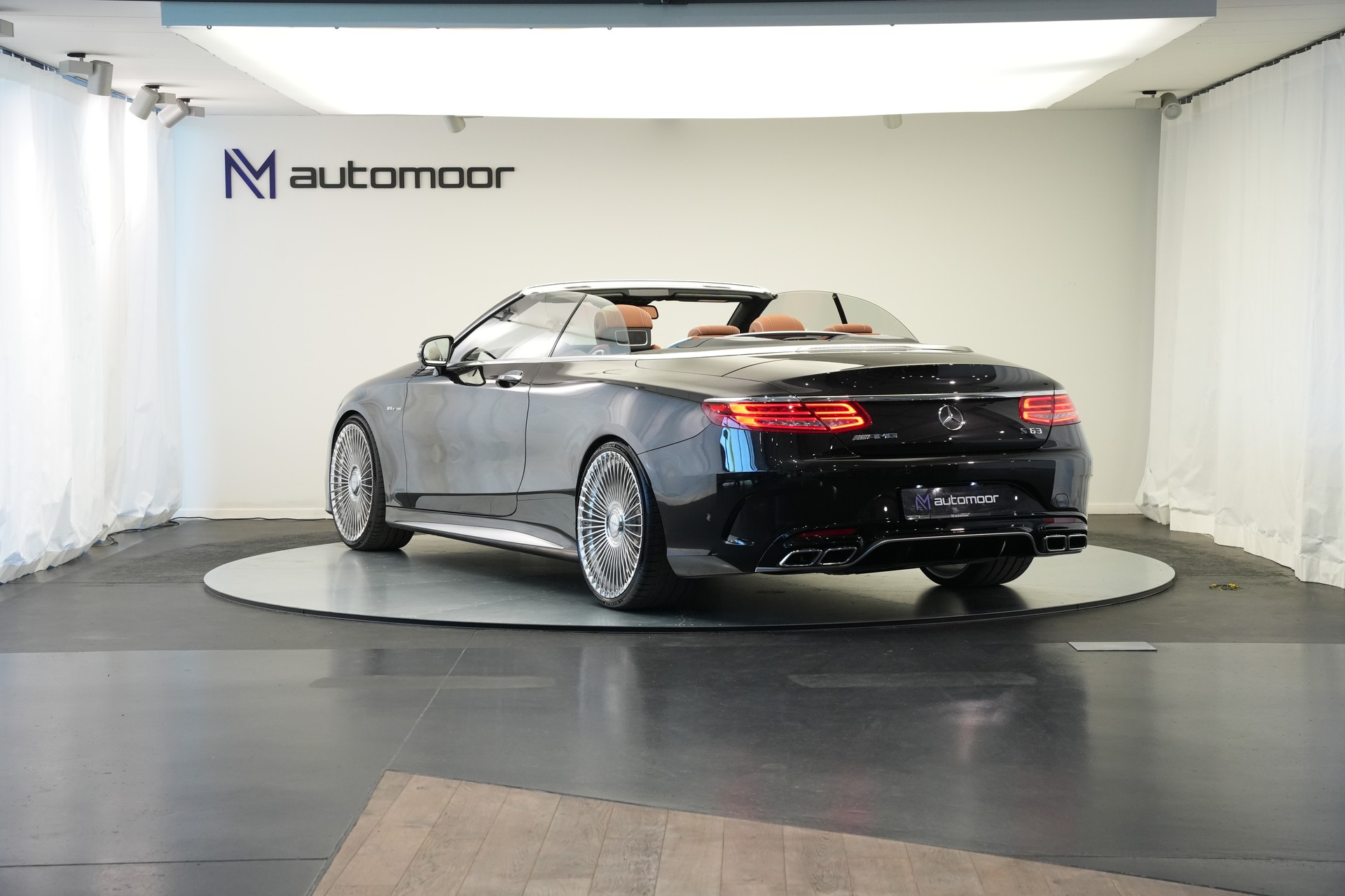 MERCEDES-BENZ S 63 AMG Cabriolet 4Matic Speedshift MCT *CH-Fahrzeug* *Designo Mokkaschwarz* *Swarowski*-image-6