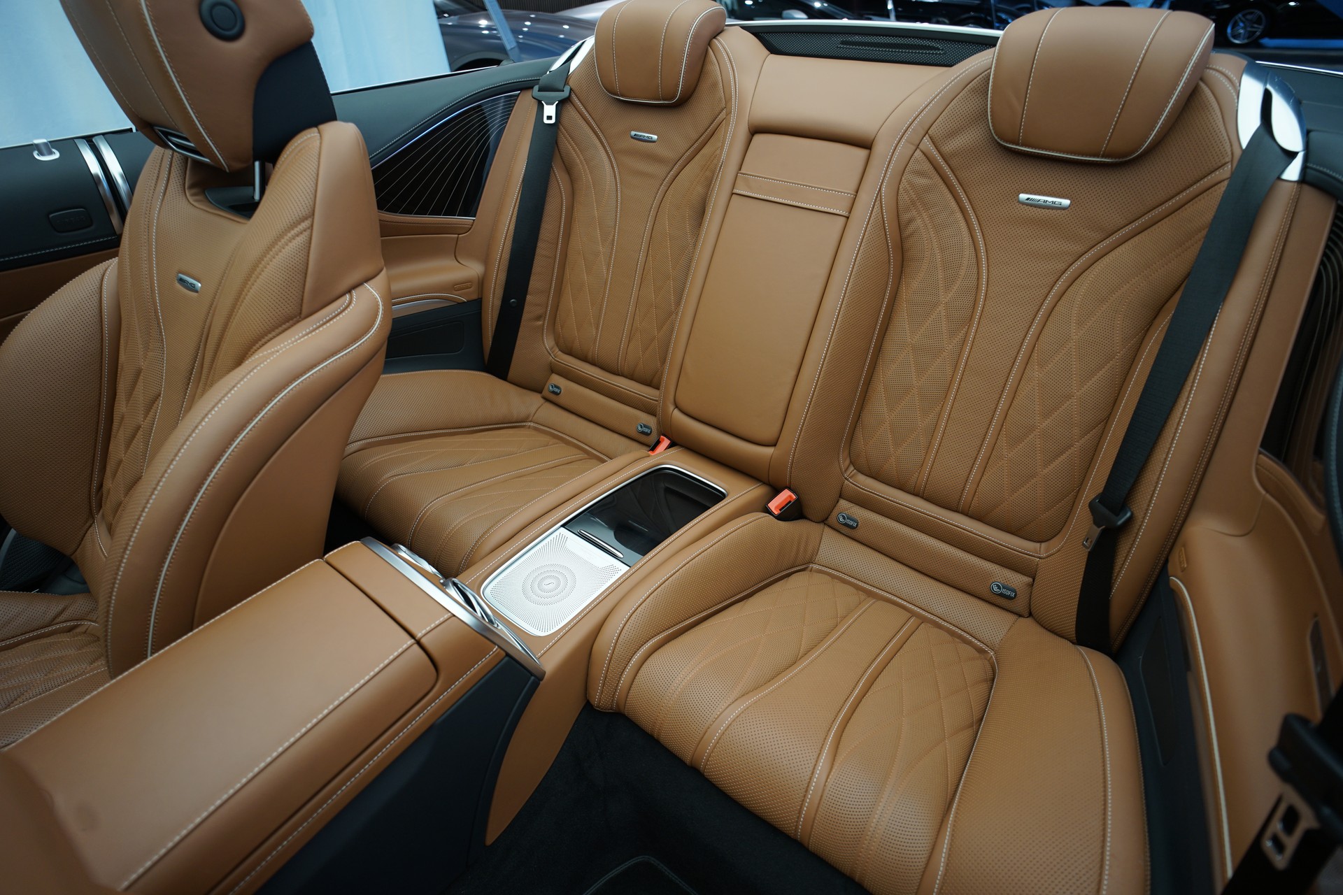 MERCEDES-BENZ S 63 AMG Cabriolet 4Matic Speedshift MCT *CH-Fahrzeug* *Designo Mokkaschwarz* *Swarowski*-image-20