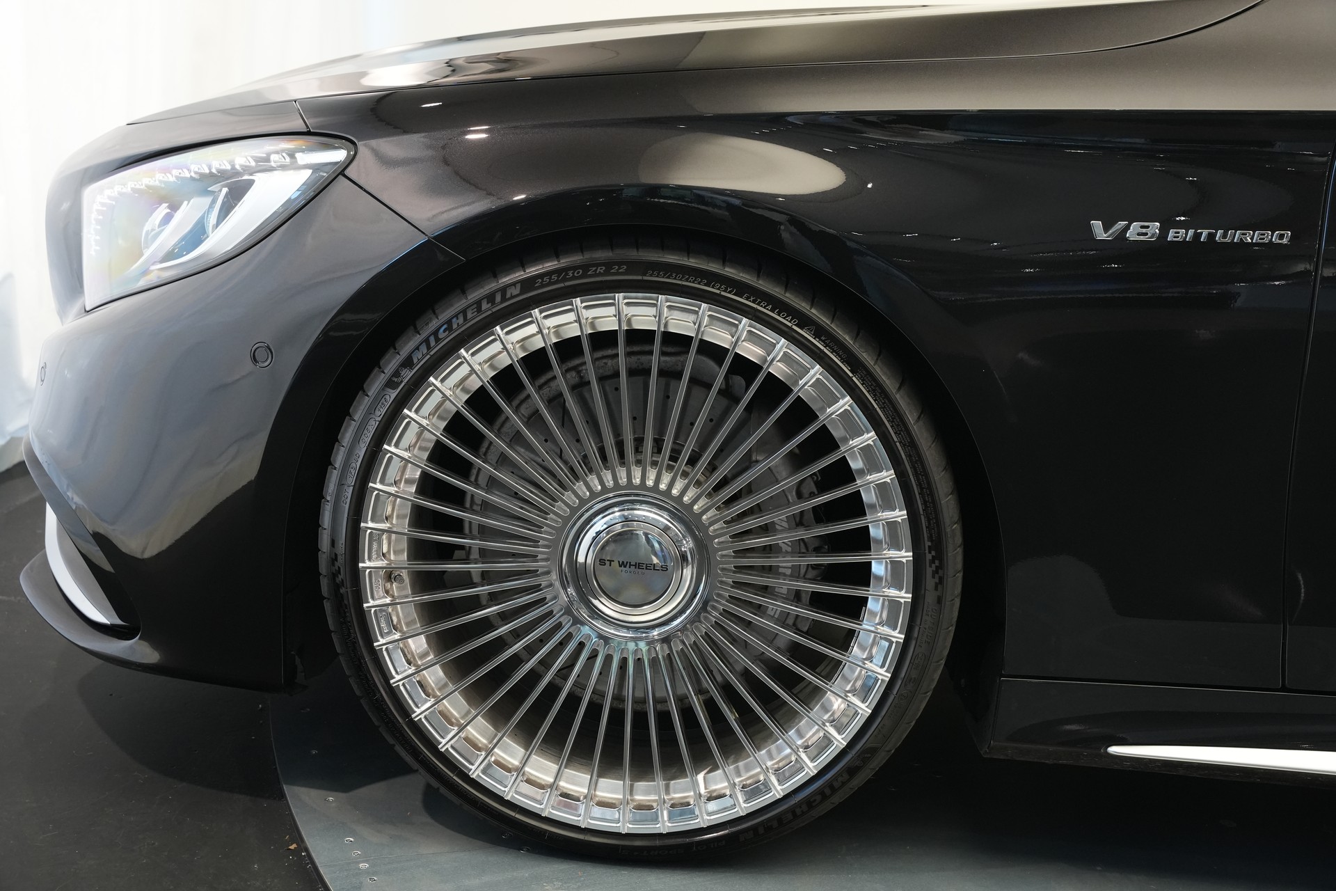 MERCEDES-BENZ S 63 AMG Cabriolet 4Matic Speedshift MCT *CH-Fahrzeug* *Designo Mokkaschwarz* *Swarowski*-image-11