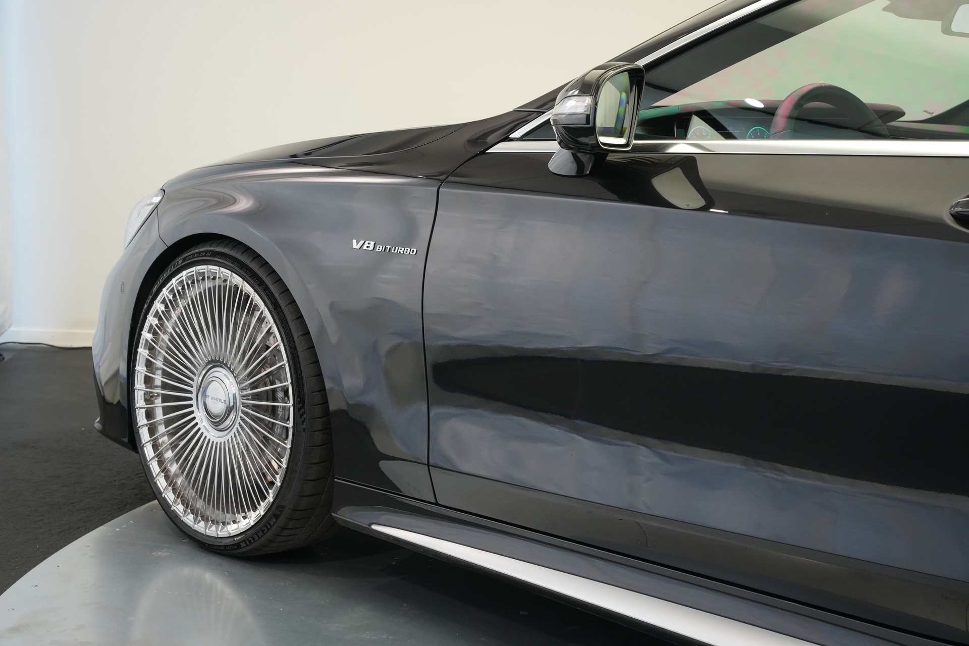 MERCEDES-BENZ S 63 AMG Cabriolet 4Matic Speedshift MCT *CH-Fahrzeug* *Designo Mokkaschwarz* *Swarowski*-image-13