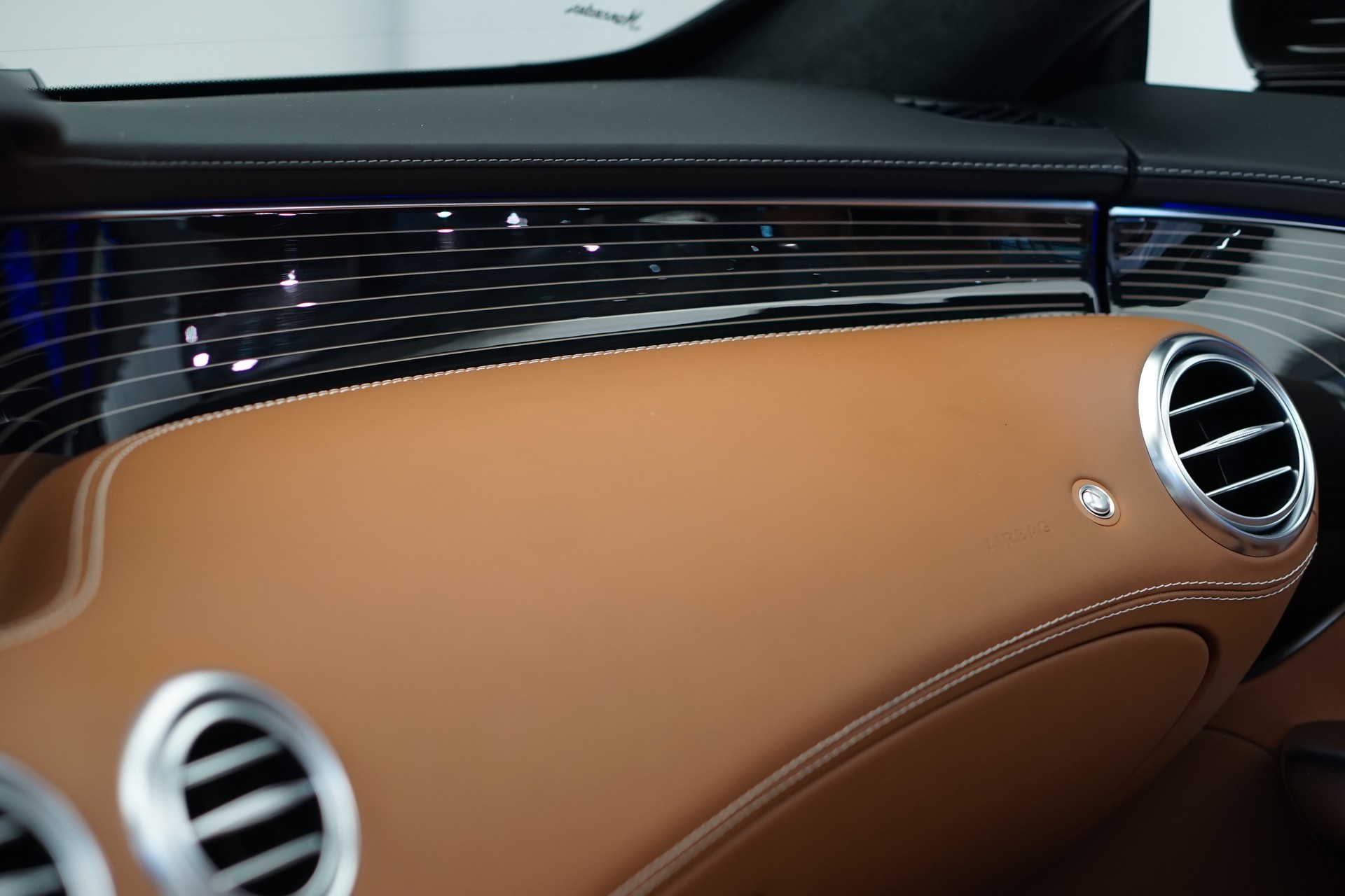 MERCEDES-BENZ S 63 AMG Cabriolet 4Matic Speedshift MCT *CH-Fahrzeug* *Designo Mokkaschwarz* *Swarowski*-image-33