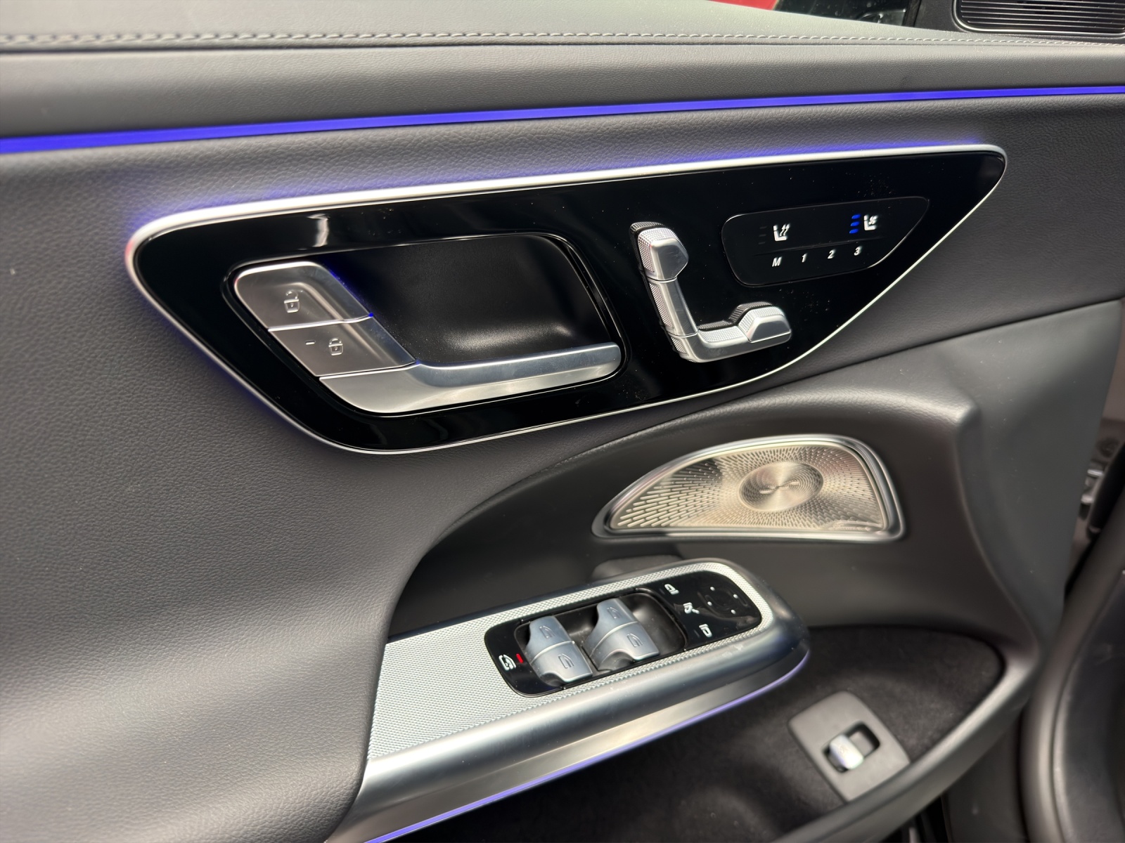 MERCEDES-BENZ E 200 T 9G-Tronic 4Matic-image-11