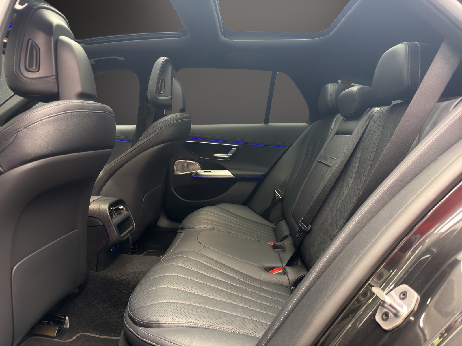 MERCEDES-BENZ E 200 T 9G-Tronic 4Matic-image-9