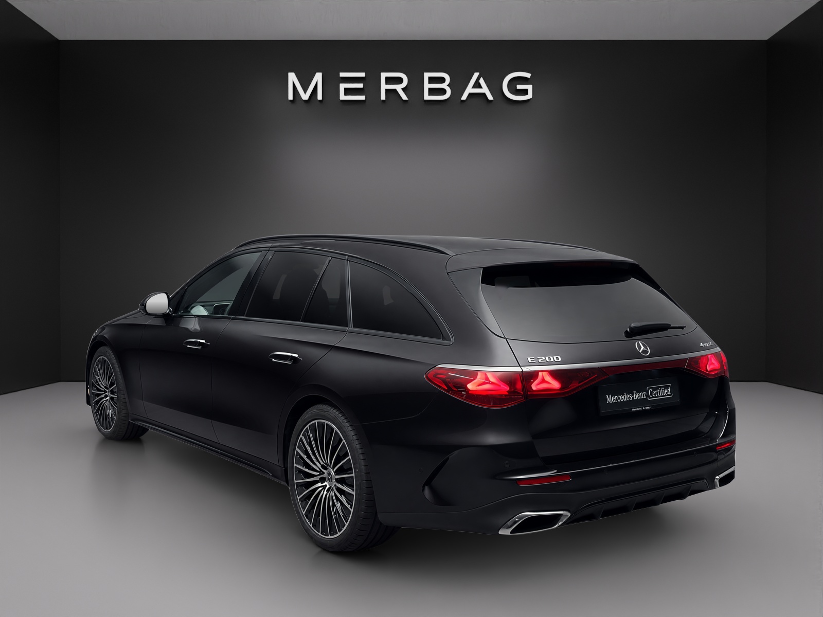 MERCEDES-BENZ E 200 T 9G-Tronic 4Matic-image-3