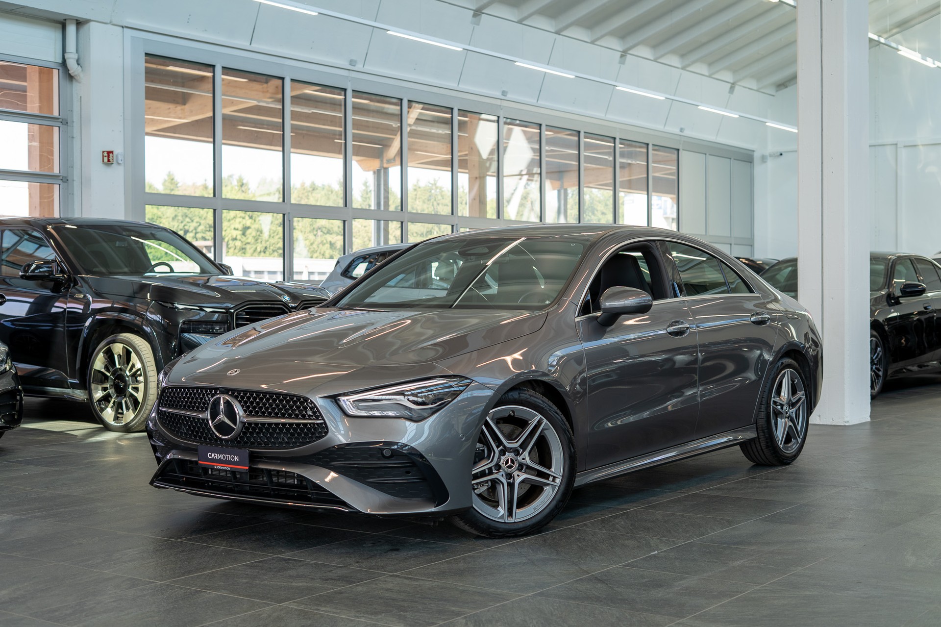 MERCEDES-BENZ CLA 200 AMG Line / Rückfahrkamera / Ambientebeleuchtung / Navi-image-0
