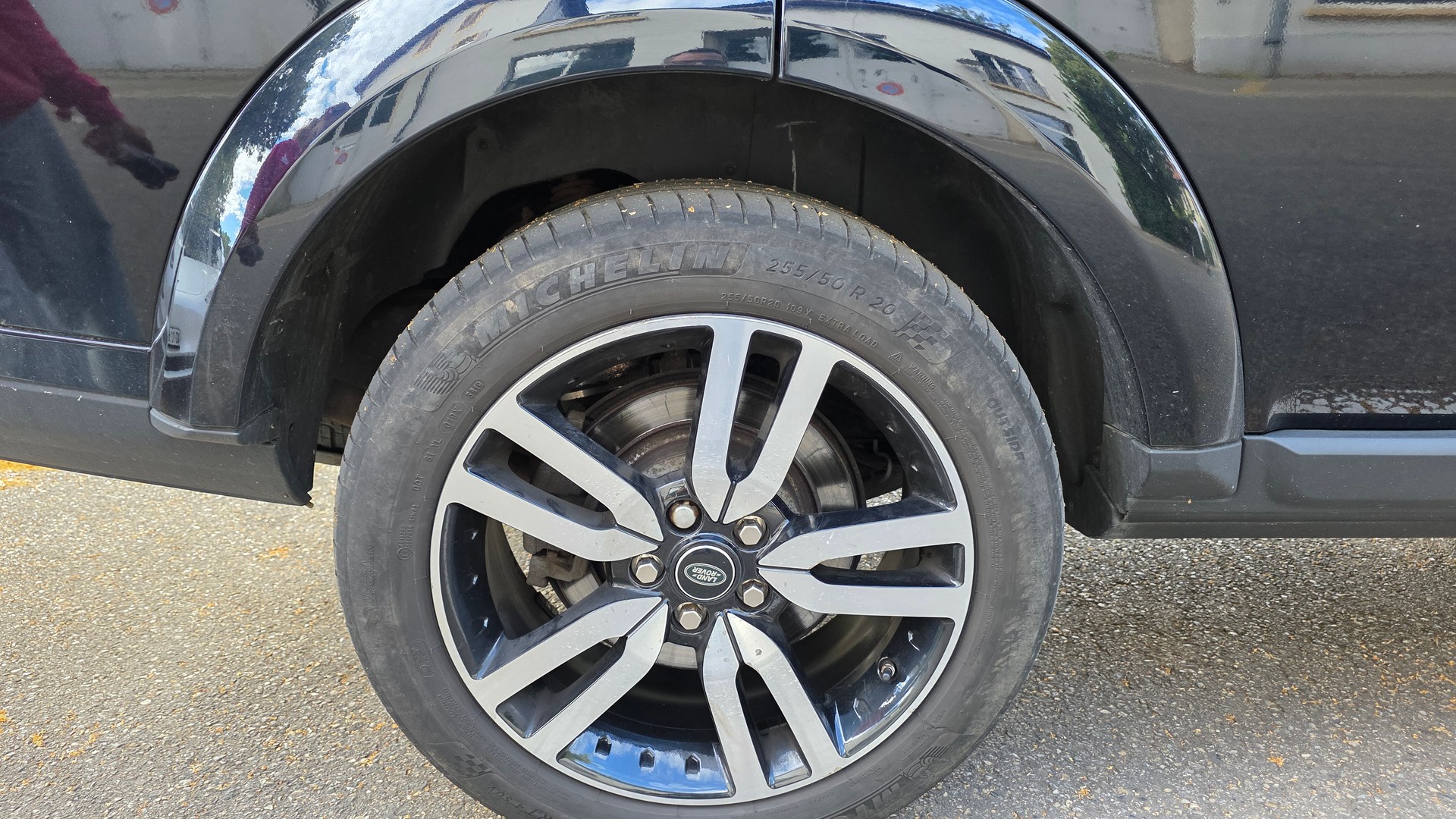 LAND ROVER 3.0 SDV6 256 HSE Luxury-image-12
