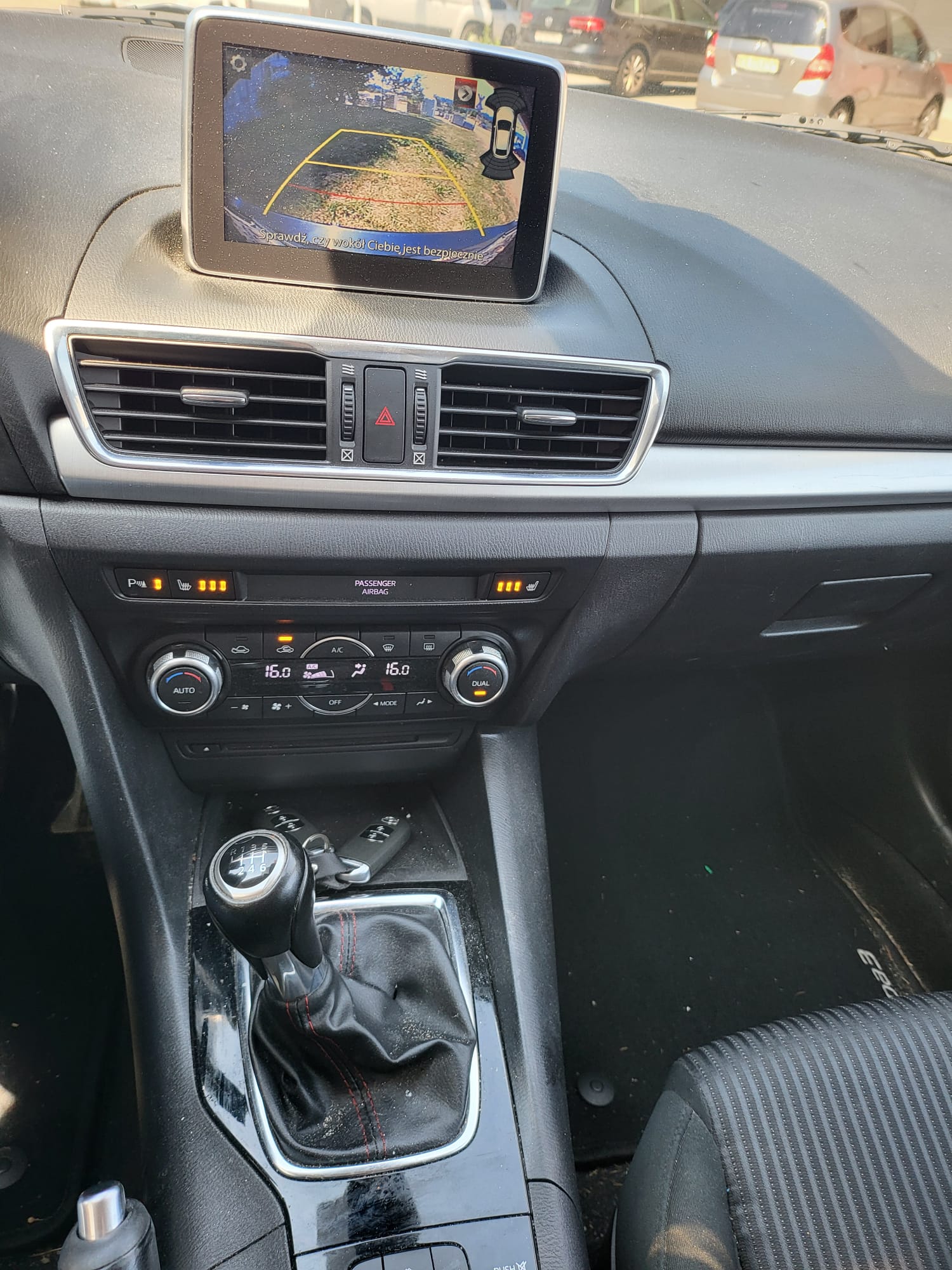 MAZDA 3 2.0 16V Revolution-image-5