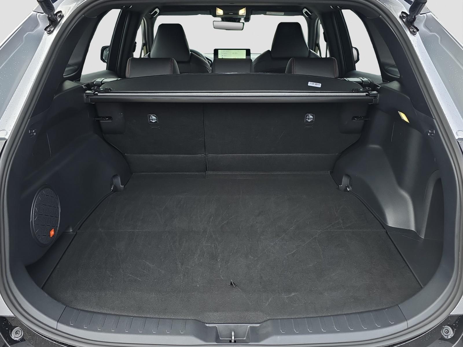 TOYOTA RAV4 2.5 Plug-In-Hybrid Platinum-image-11