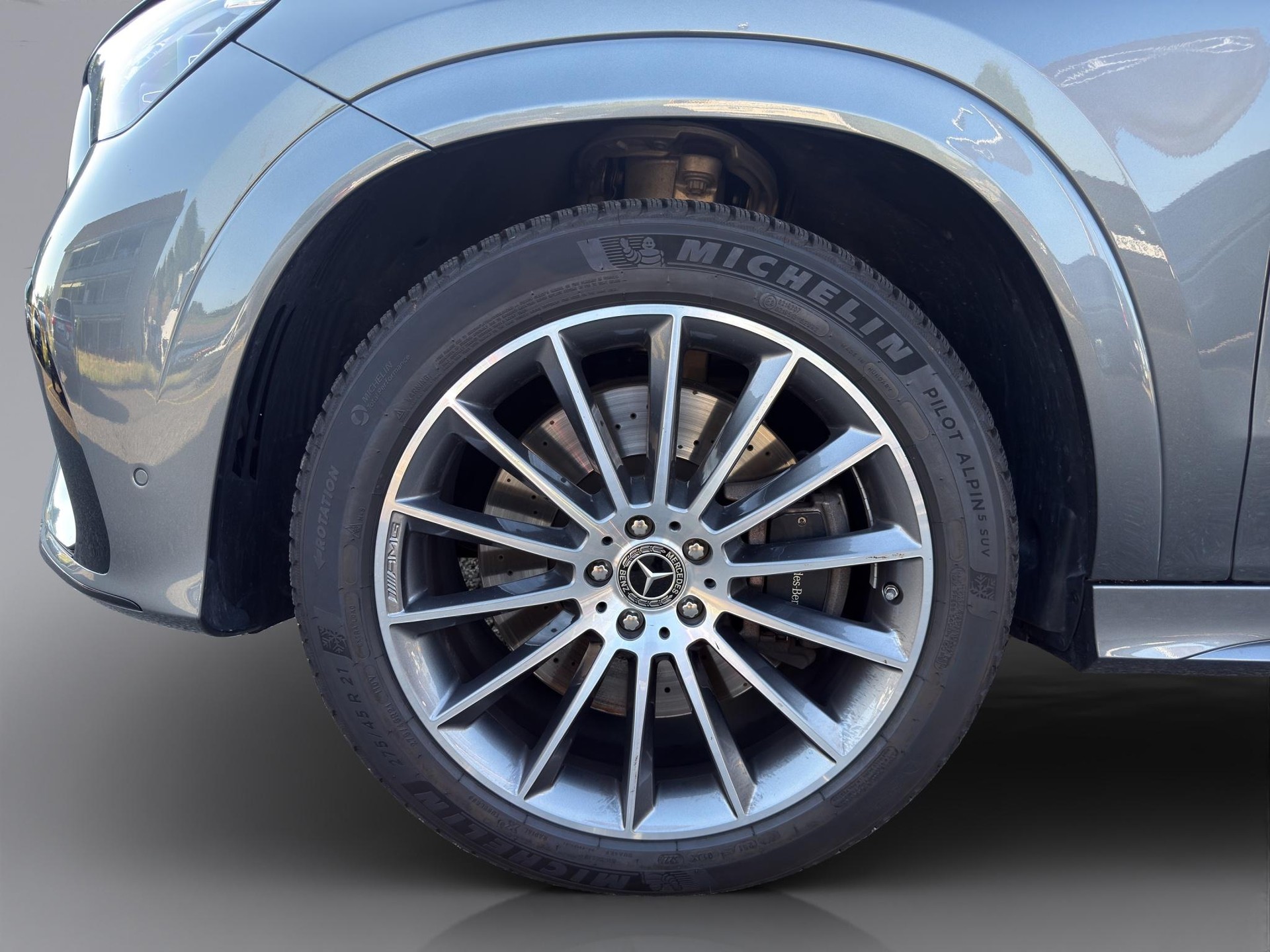 MERCEDES-BENZ GLE 450 AMG Line 4matic-image-3