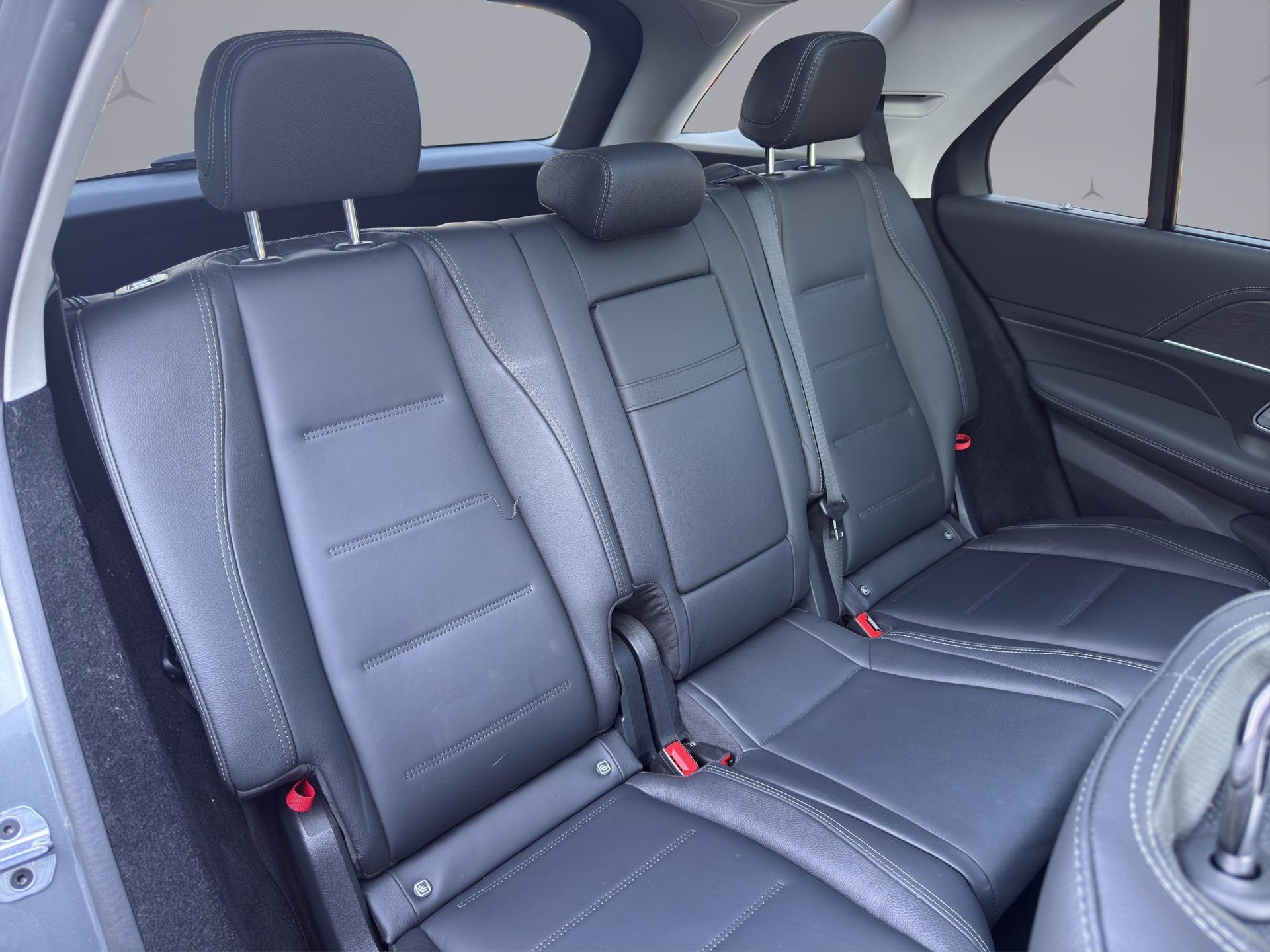 MERCEDES-BENZ GLE 450 AMG Line 4matic-image-17
