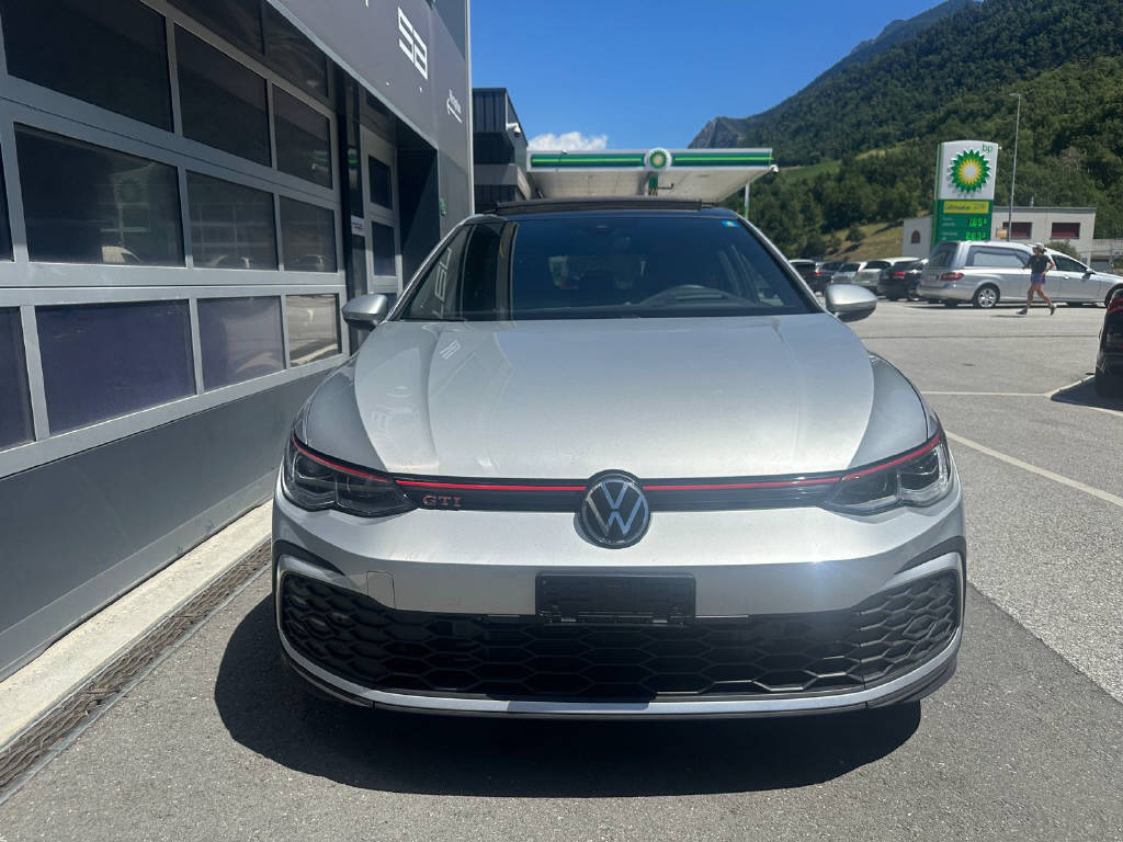VW Golf VIII 2.0 TSI GTI DSG - CH-showroom-element-3